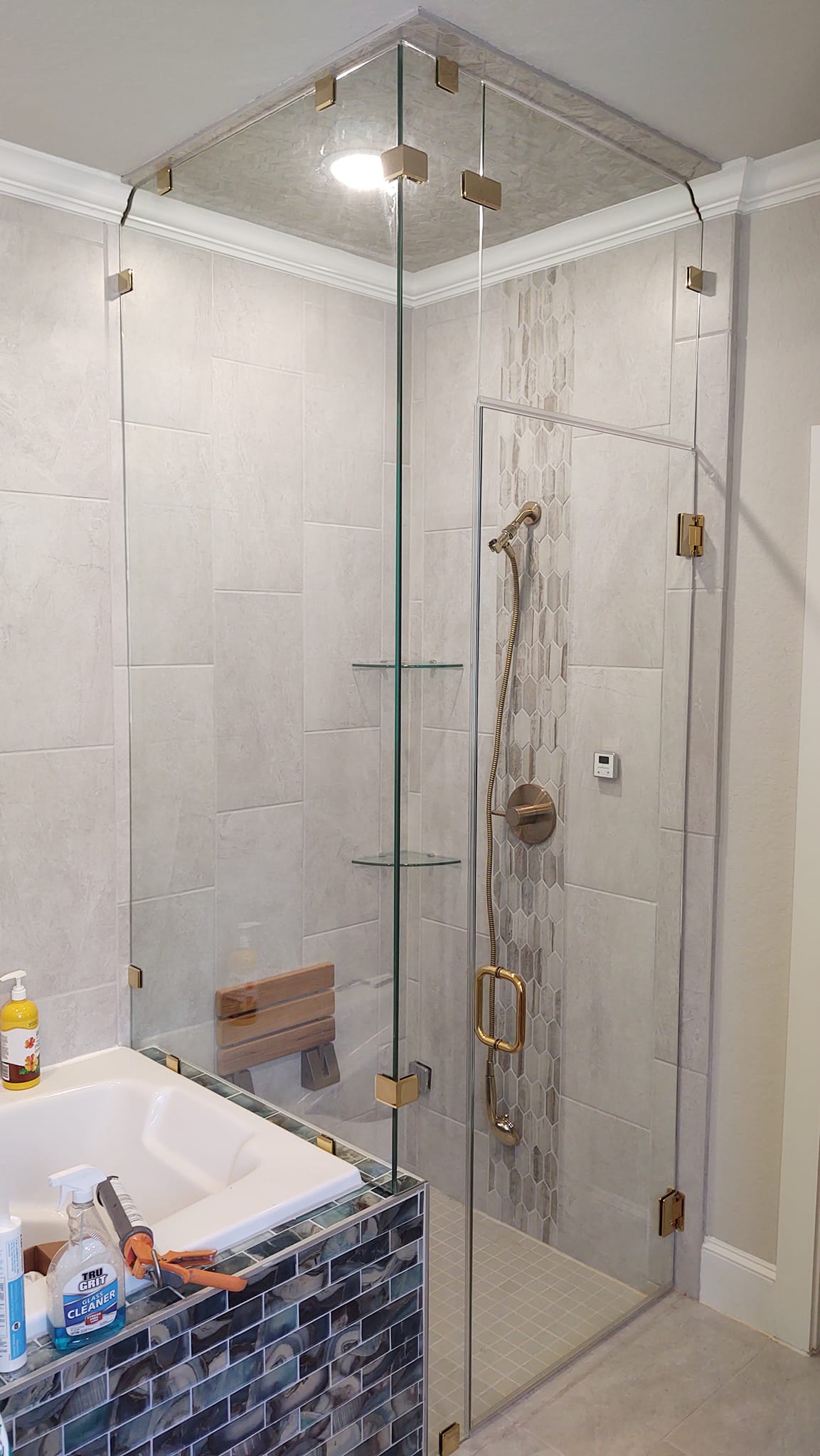 Streamline Glass | Canyon Lake TX