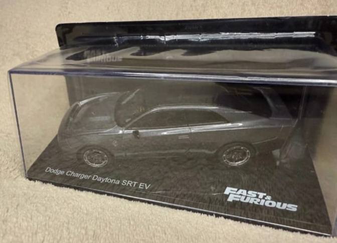 Dodge Charger SRT8 Fast & Furious - Modèle Réduit Altaya 1:43, Die-cast, Boîte Neuve Non Ouverte - Édition Limitée 2025