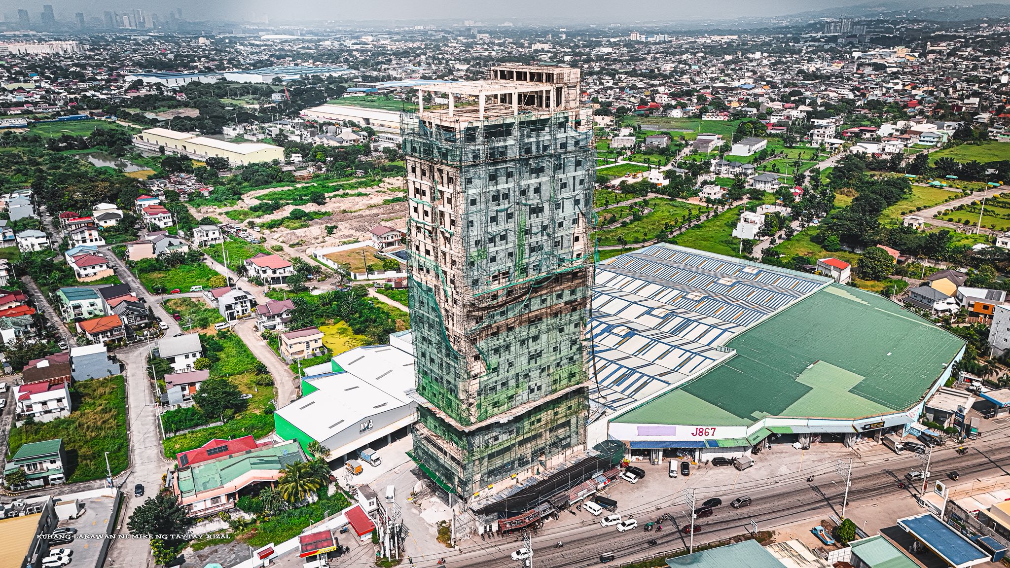 Mike Ng - “The first tallest building in Taytay, Rizal, appears to be a ...