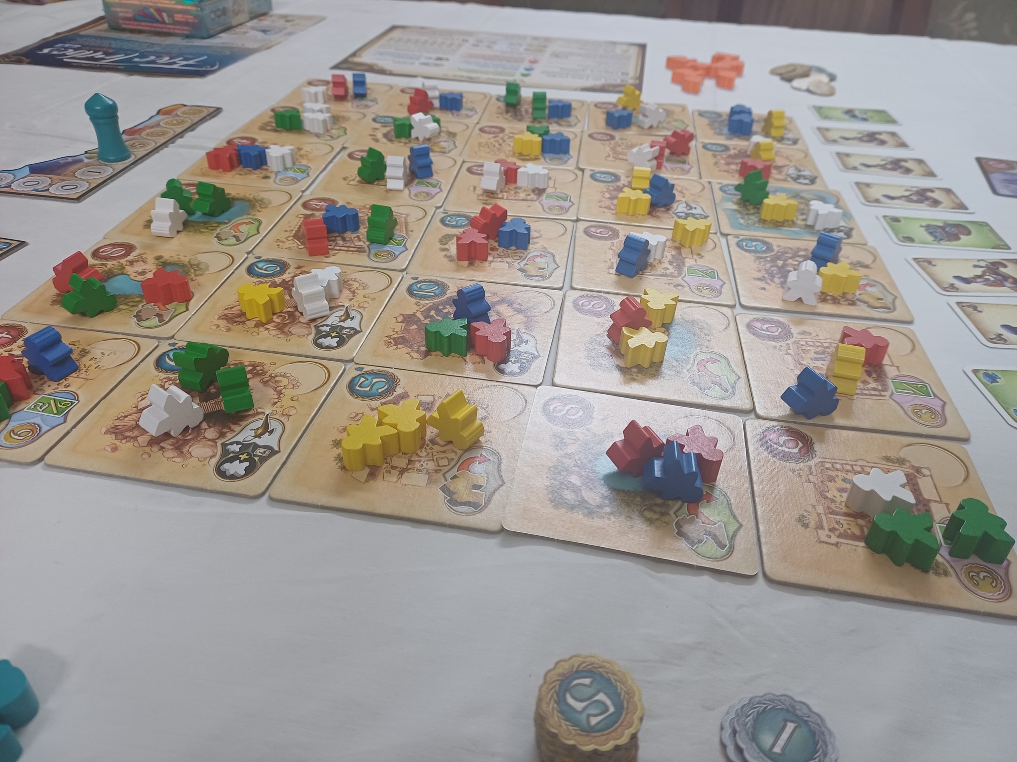 THE BOARDGAME GROUP | Five tribes Seems a very different kind of game ...