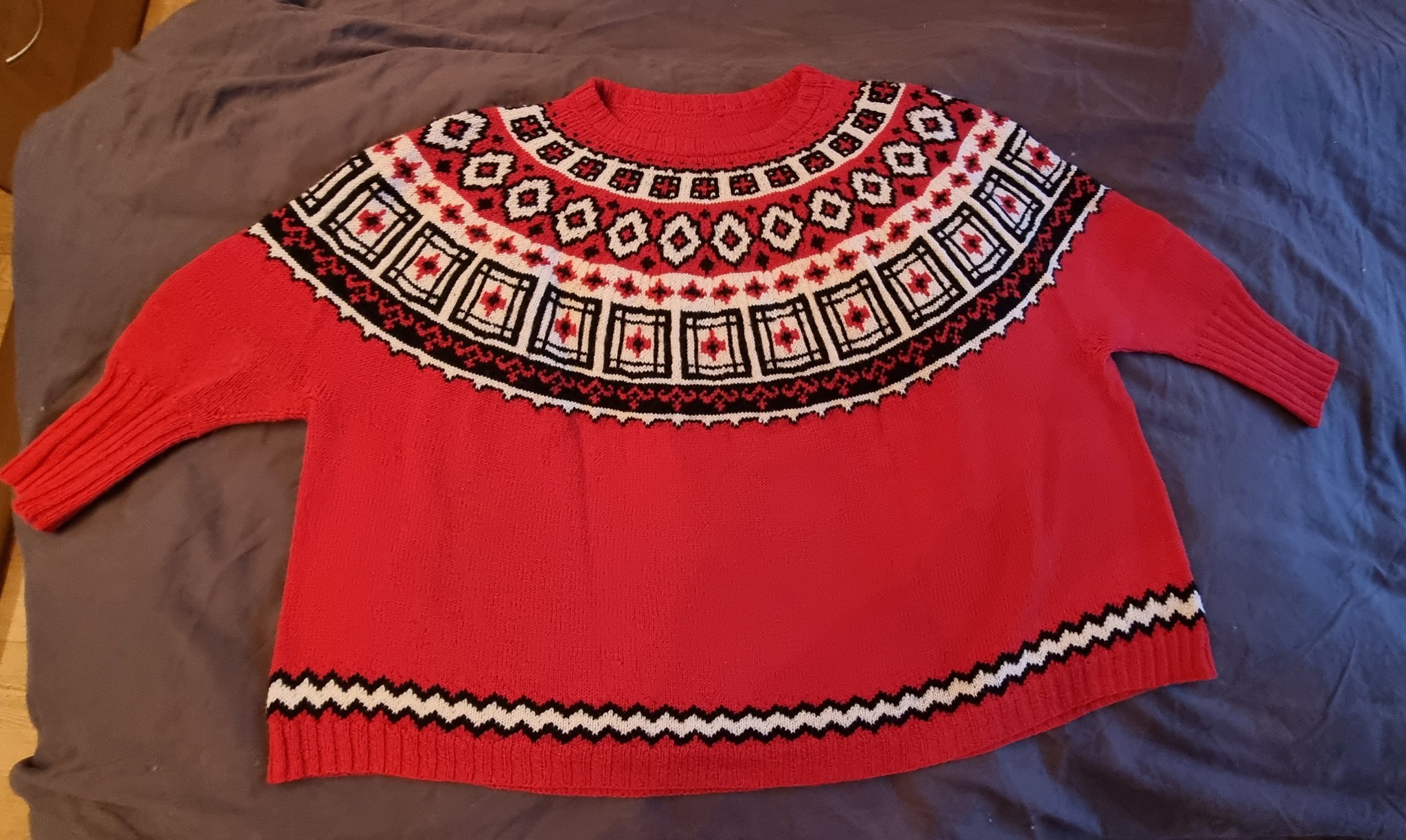 My first ever swoncho. The Vitrage swoncho by Annie Lupton 