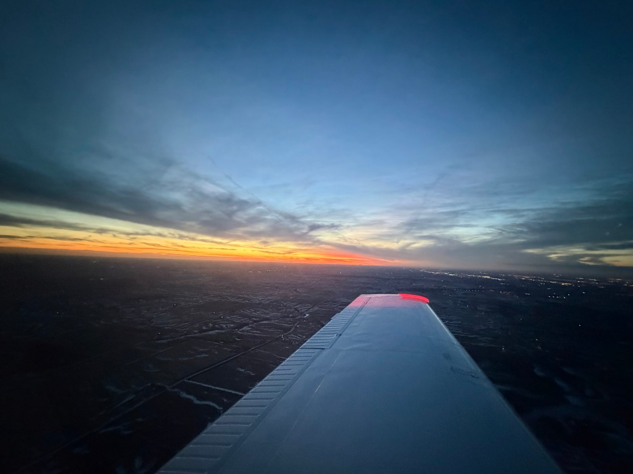 Flying Country... - Flying Country Club of the Quad Cities