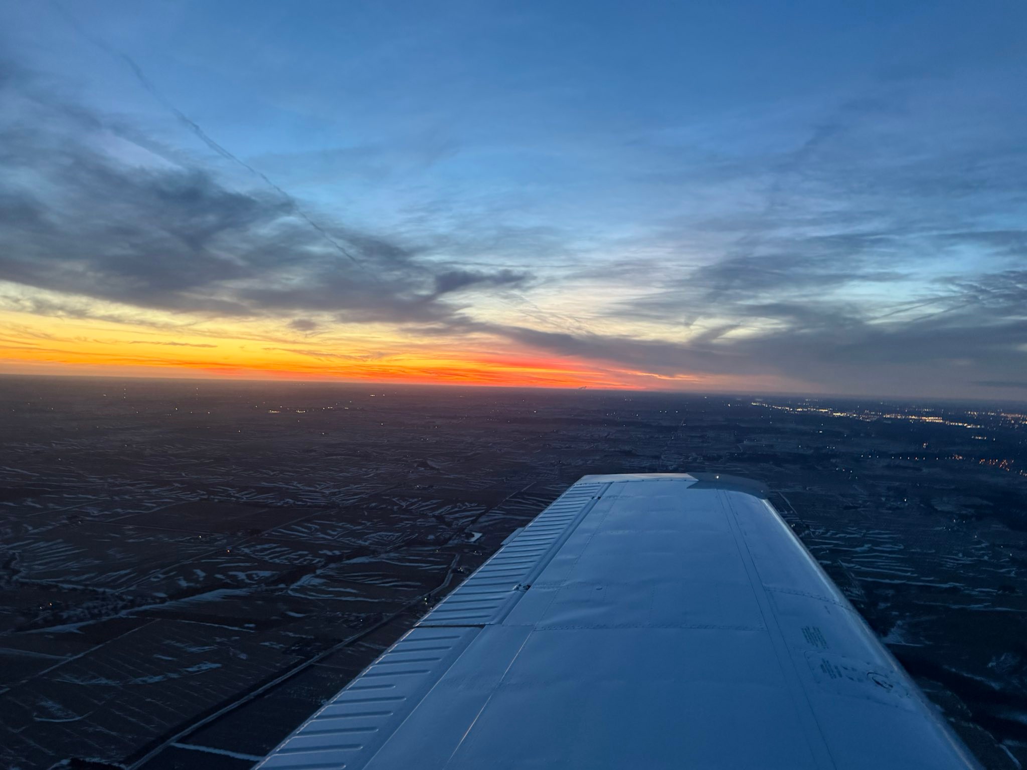 Flying Country... - Flying Country Club of the Quad Cities
