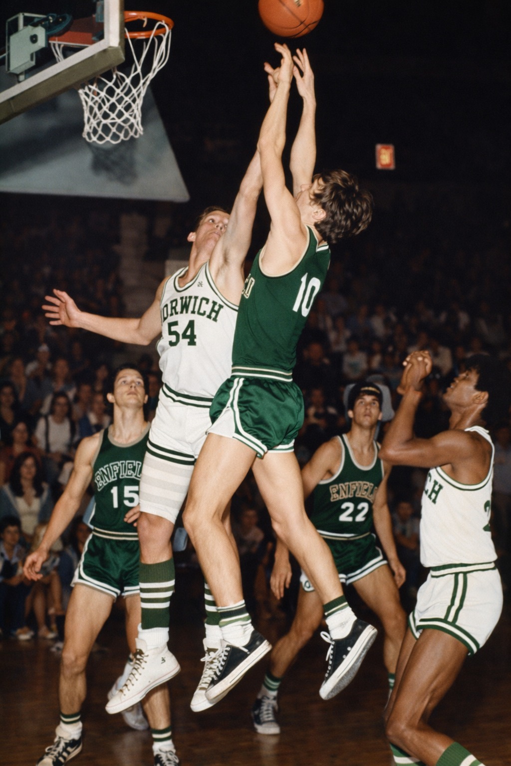 Restored 1970 basketball photos
