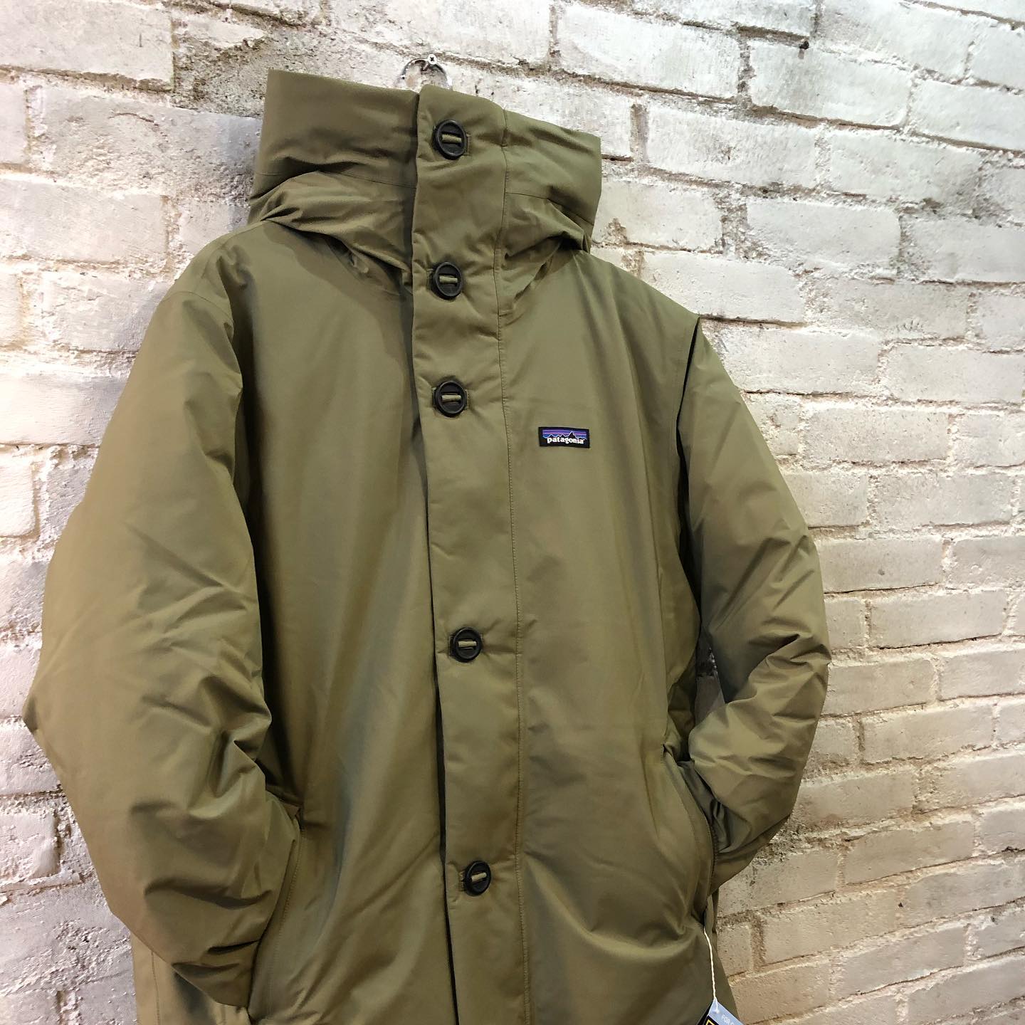 Patagonia メンズ フローズン レンジ パーカー 83000円＋tax 