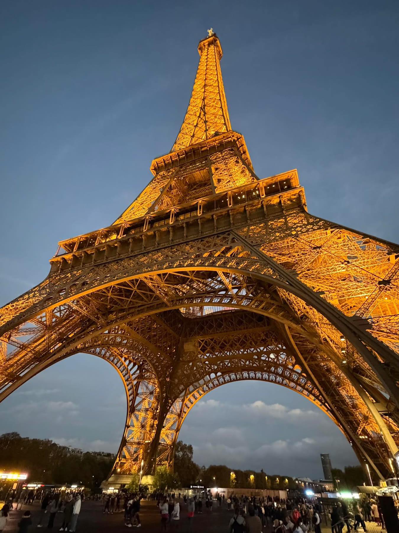La tour Eiffel ❤️?? #toureiffel #latoureiffel #eiffeltower 