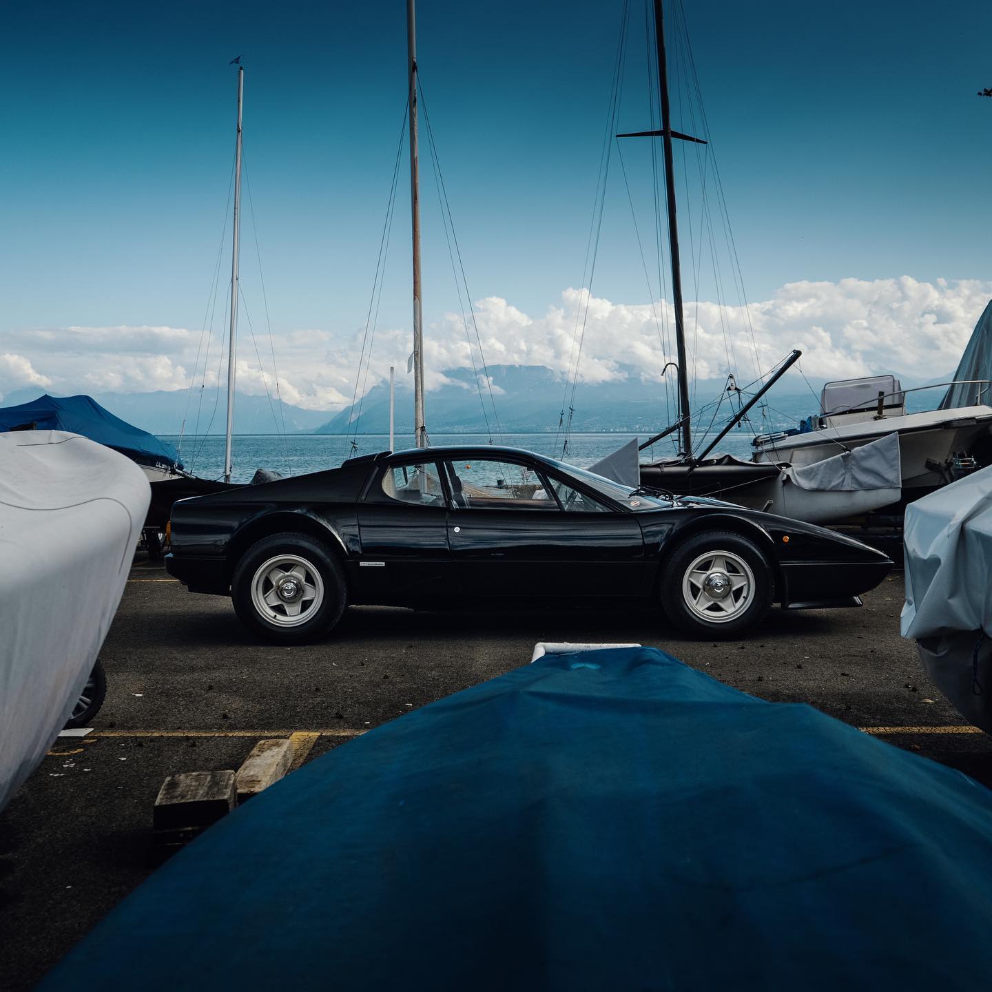 Perego Cars - The successor of the Ferrari 365 GTB/4 aka... | Facebook