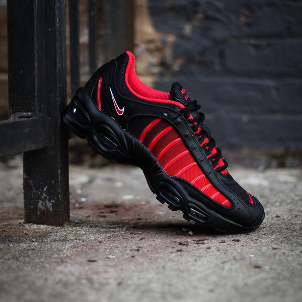 sportscene - The design lines are the same as the OG with... | Facebook