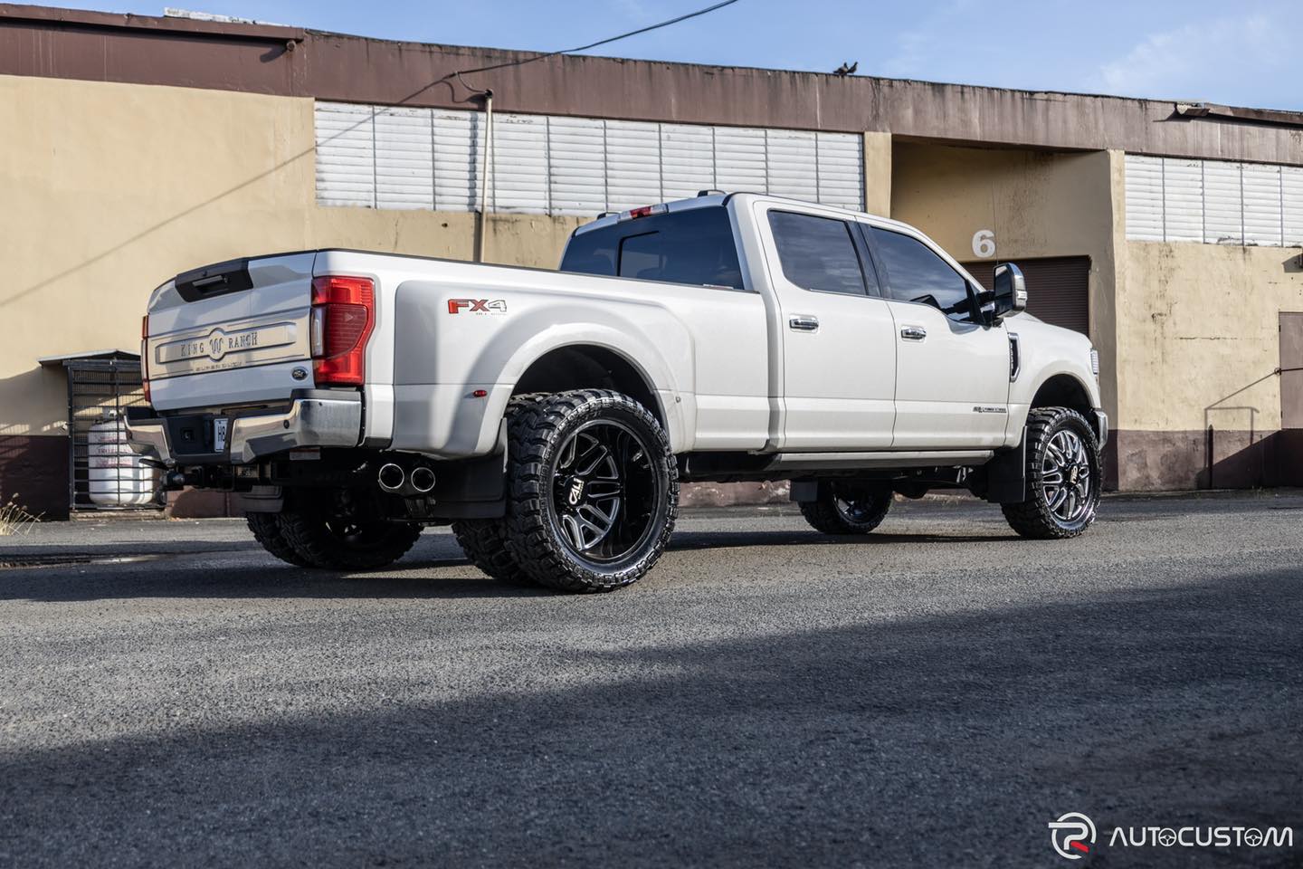 PR Auto Custom - | Ford F350 | Aros. Cali Off-Road...