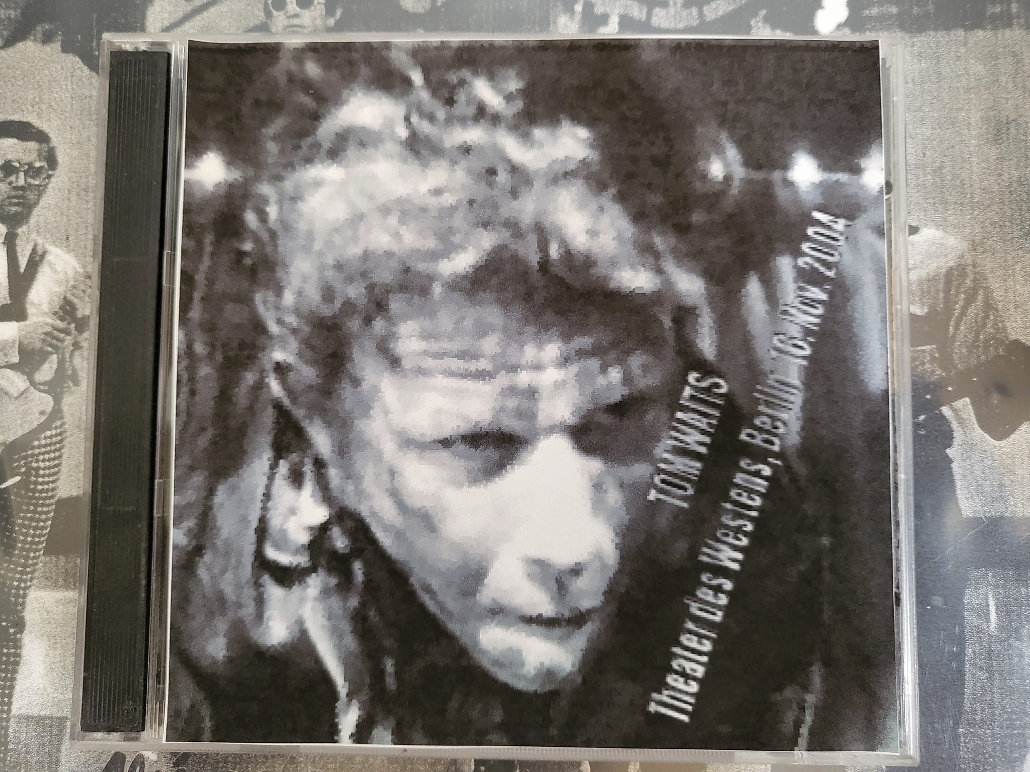 ☆TOM WAITS トムウェイツ「Glitter and Doom」ポスター ☆TOM WAITS