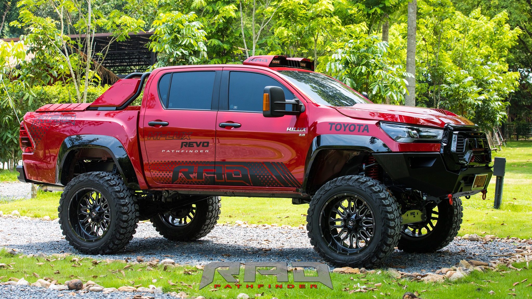 Rad Pathfinder - เปิดตัวแล้ววันนี้!!! ไฮลักซ์ รีโว่ กับ... | Facebook