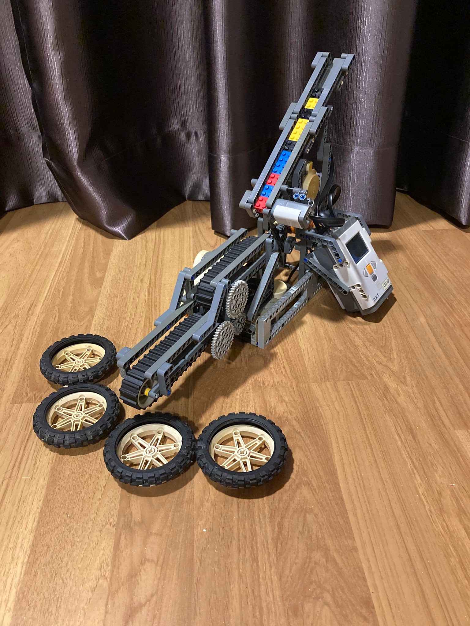 LEGO Education Mindstorms 9797 + 9695 Expansion Belt driven sorter 