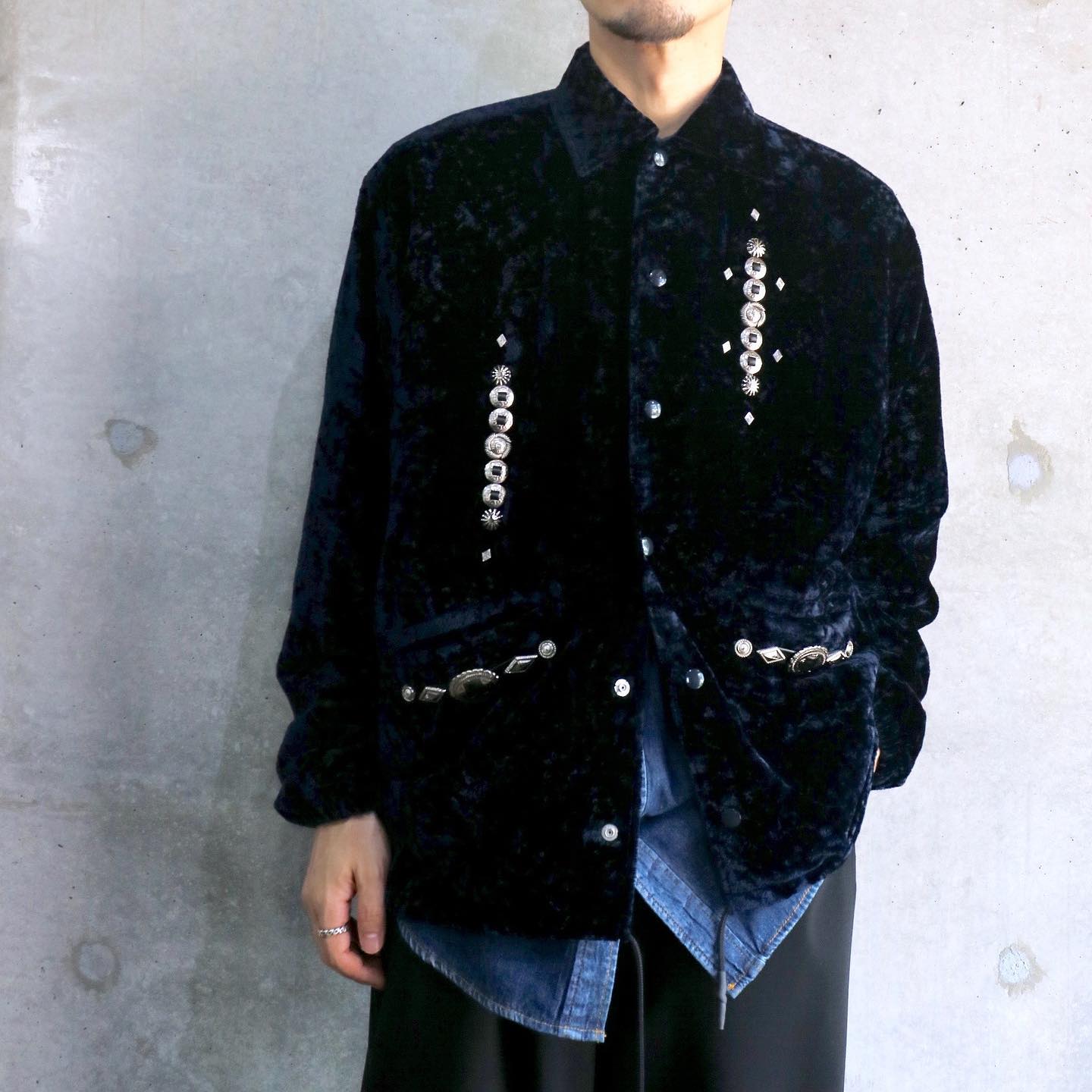 LICLE #newarrivals . #togavirilis . . ○Crash Velor Jacket 