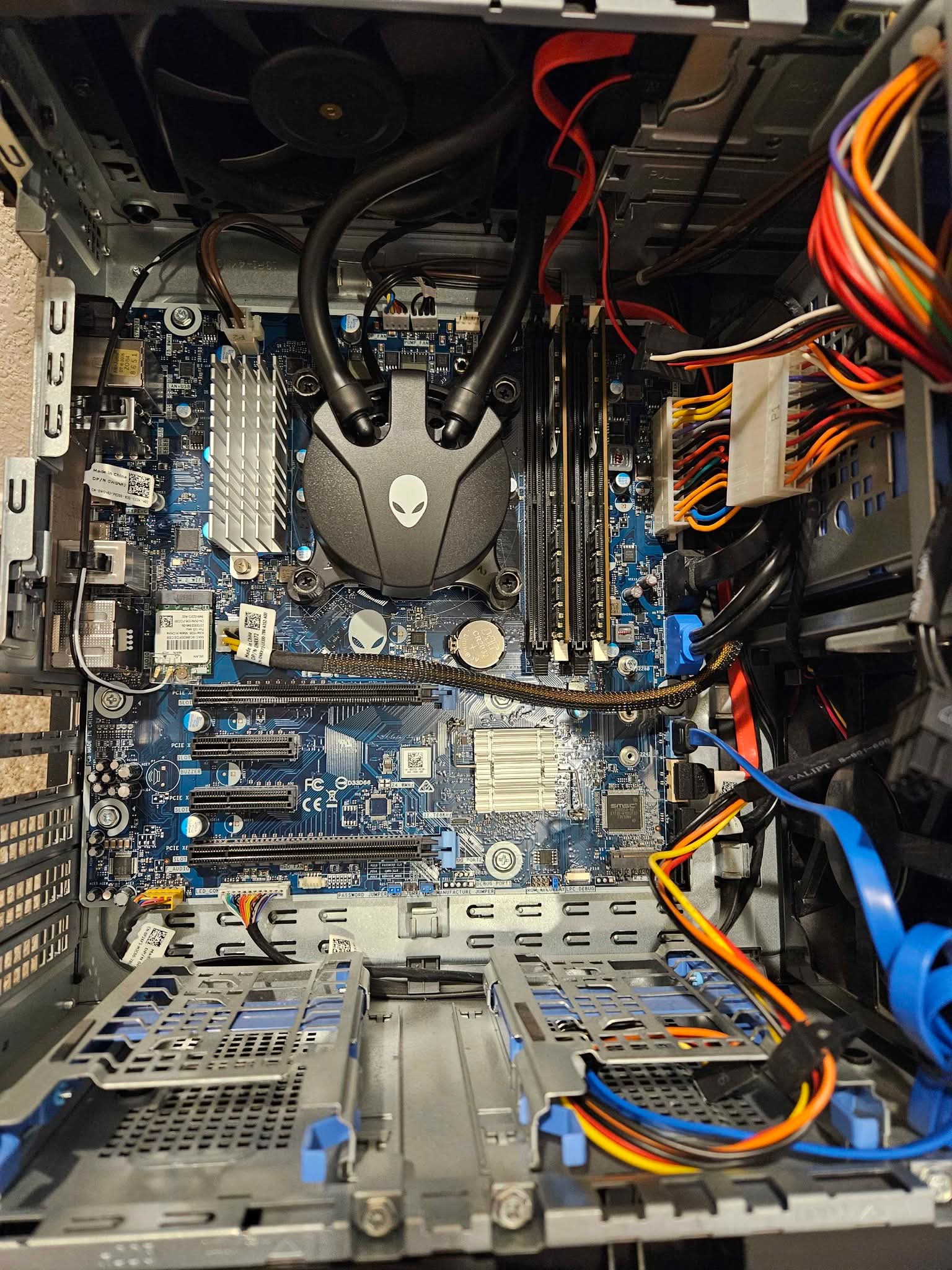 Alienware Aurora R7 chassis - Computer Cases - Centennial, Colorado ...