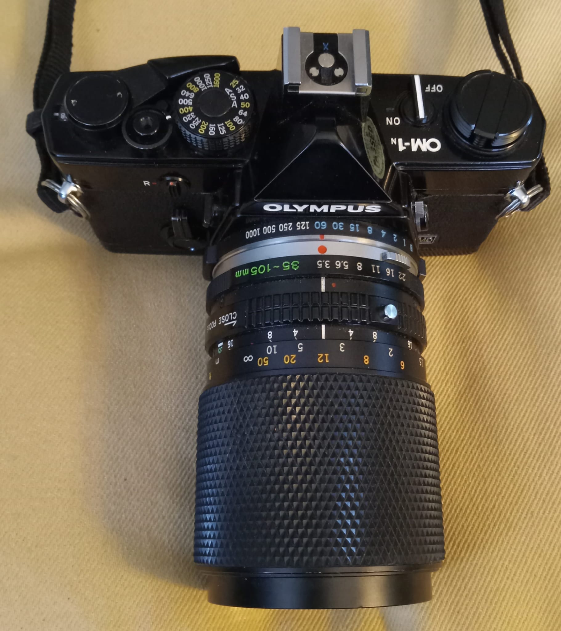Olympus Zuiko 25mm f/2.8 lens review with E-500