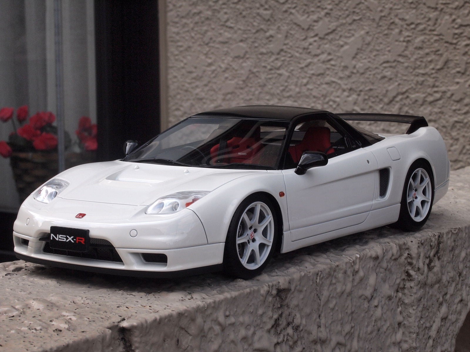 NSA (NA1) White in stock now! IG3485 1/18 HONDA NSX (NA1) White