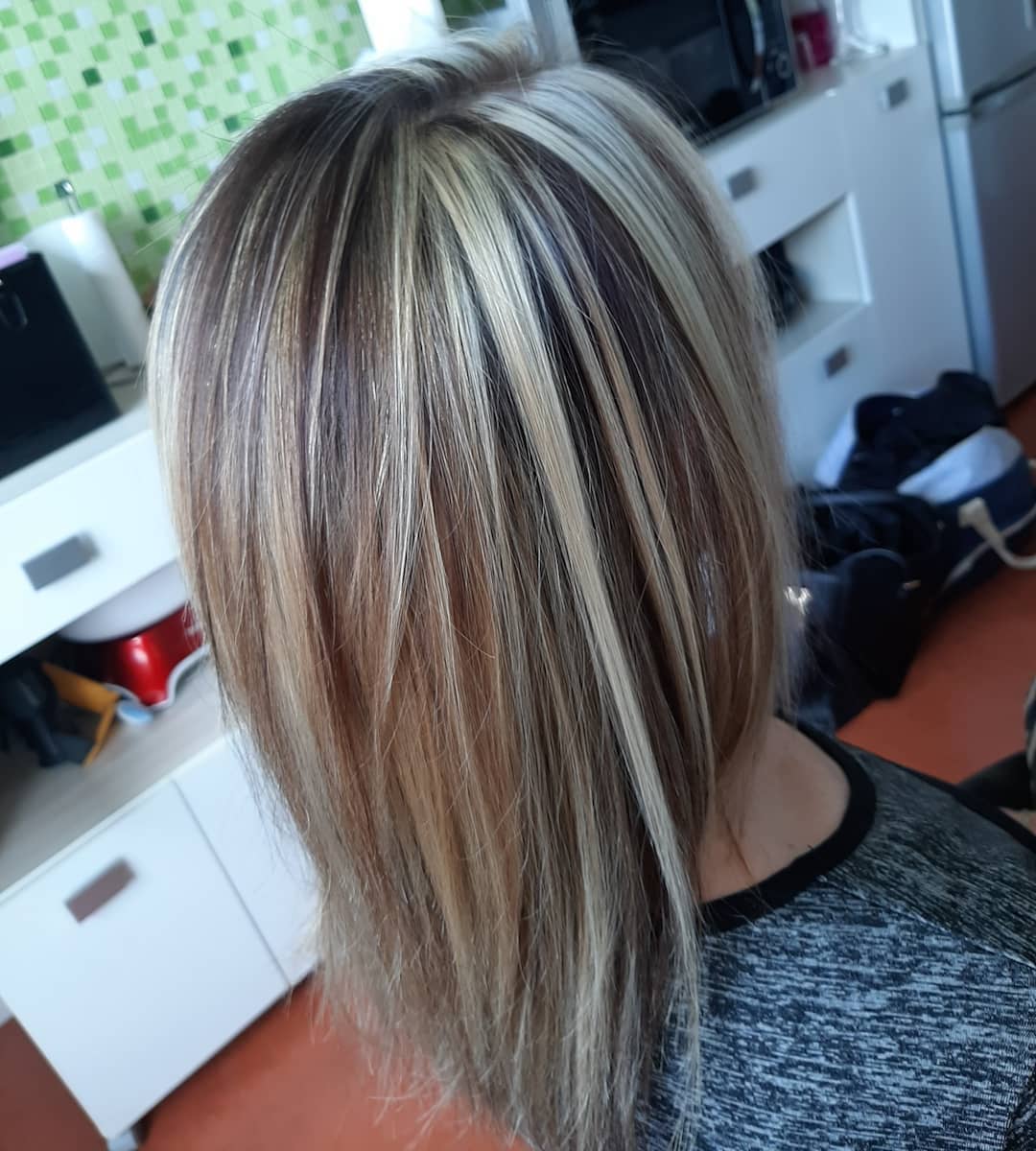 Coupe De Cheveux Meche Blonde