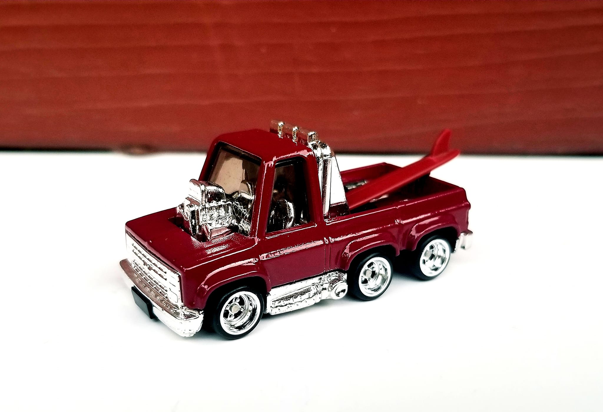 Hot Wheels Toon'd - Chevrolet Silverado 1983 - édition 2022 - échelle 1:64 - Occasion