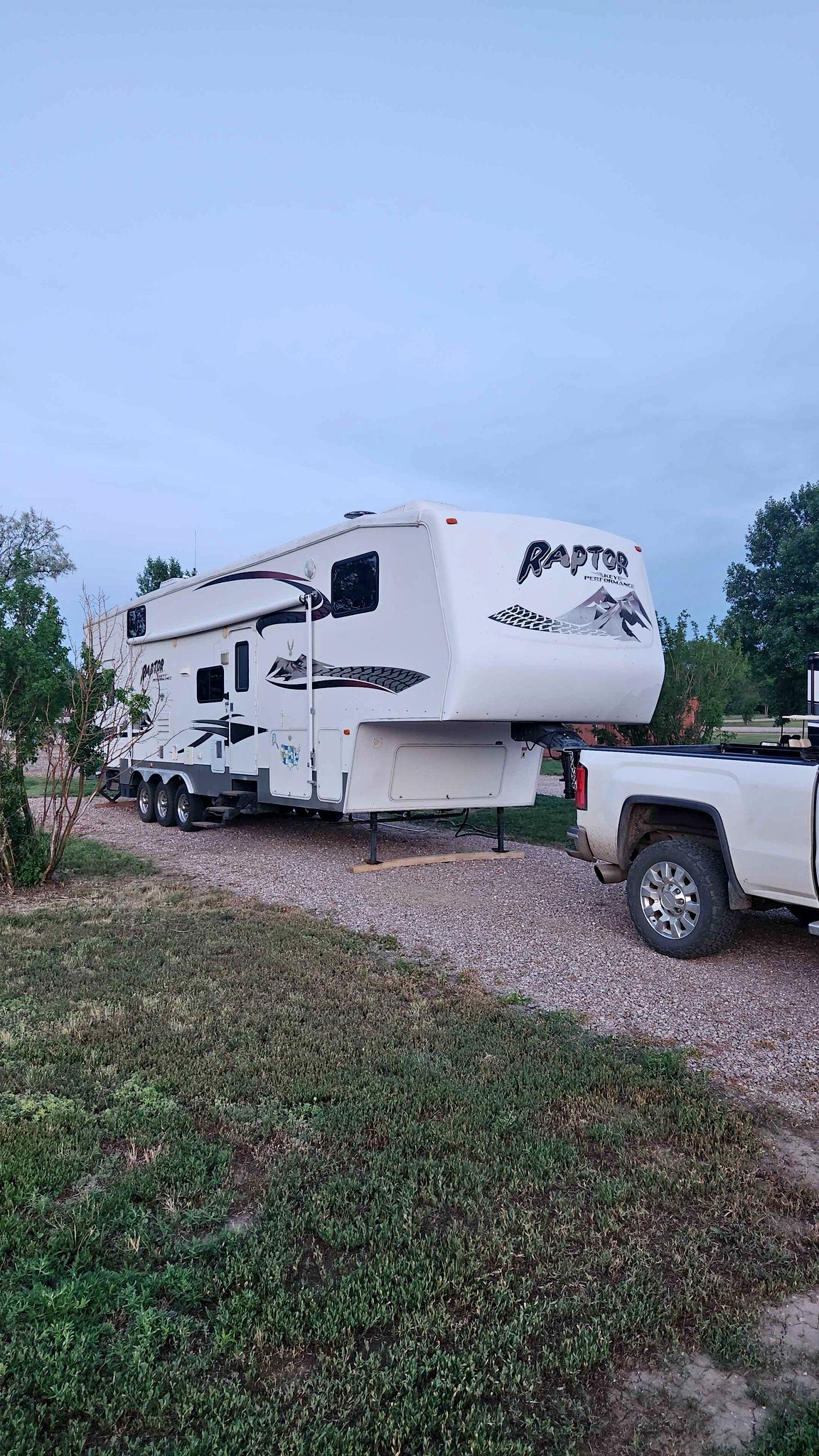 2007 Komfort raptor toy hauler - RVs & Campers - Clear Lake, South ...