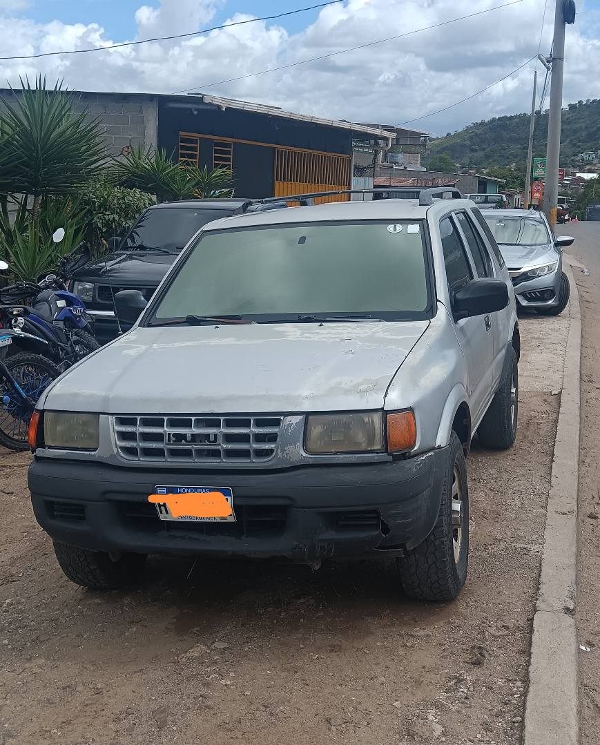 ISUZU RODEO 99 Mecánica 4 Cilindros motor al 💯 - Cars & Trucks ...