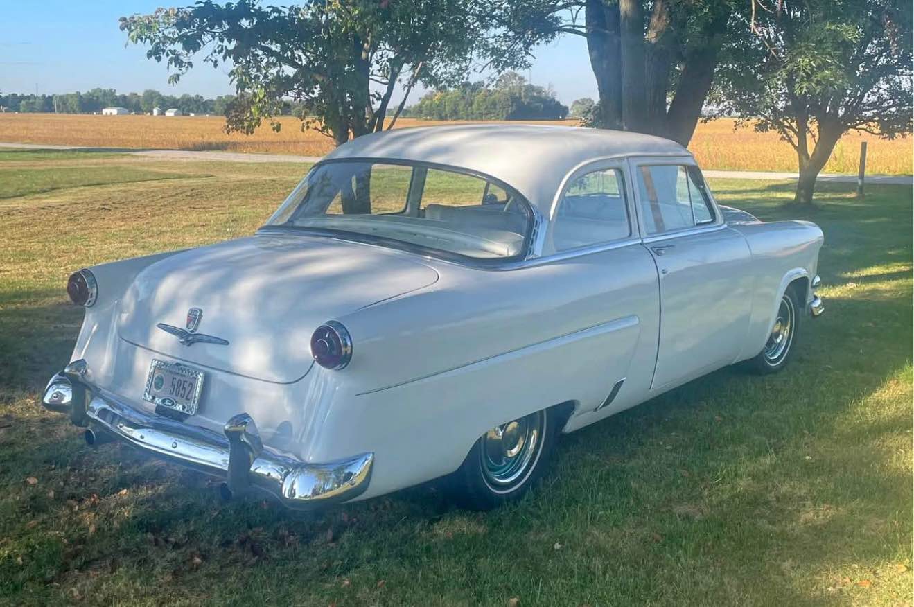 Ford Customline & Mainline Nation 52,53,54 | Hello What rear ...