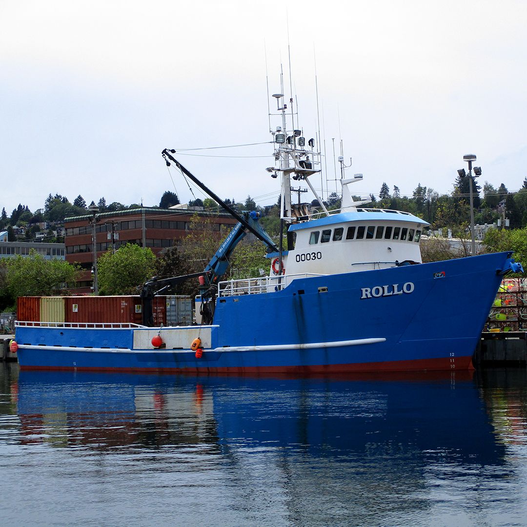 Seattle - The 107-foot crab boat, F/V Rollo, loading up at Fishermen's ...