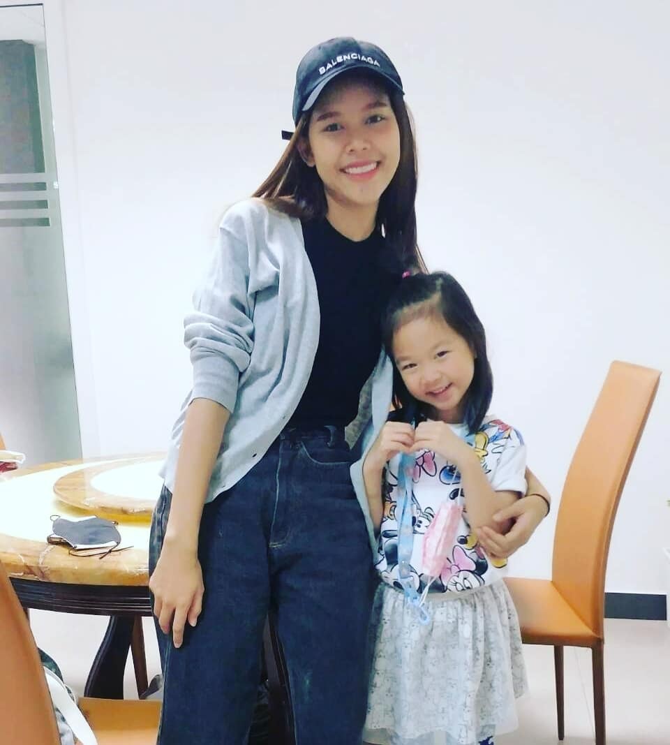 MONA Day - พี่ไข่มุก กับ น้องโมนา 🤟💕... | Facebook
