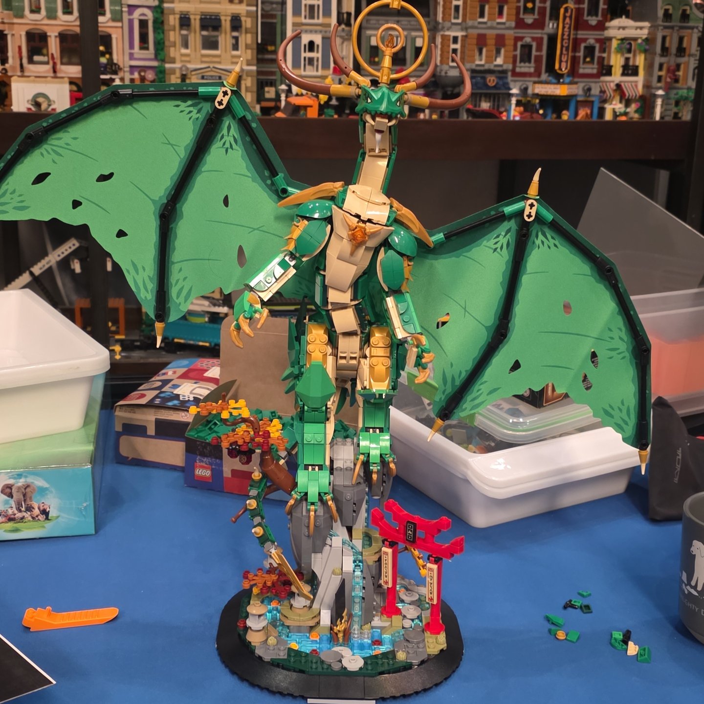 🐉 The LEGO NINJAGO Arc Dragon of Focus (71836) ninja toy features