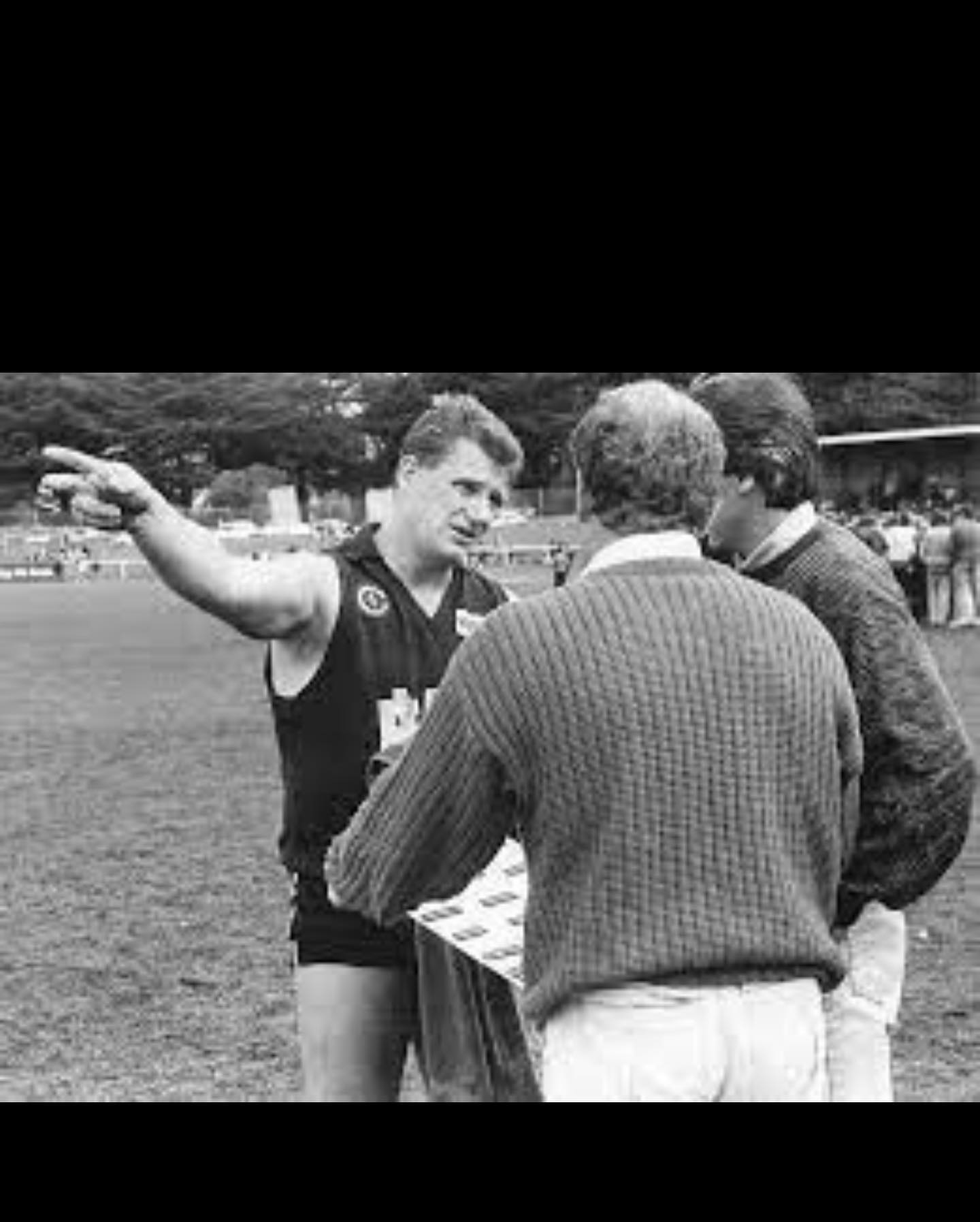 Country Footy Legends... - Country Footy Legends Podcast