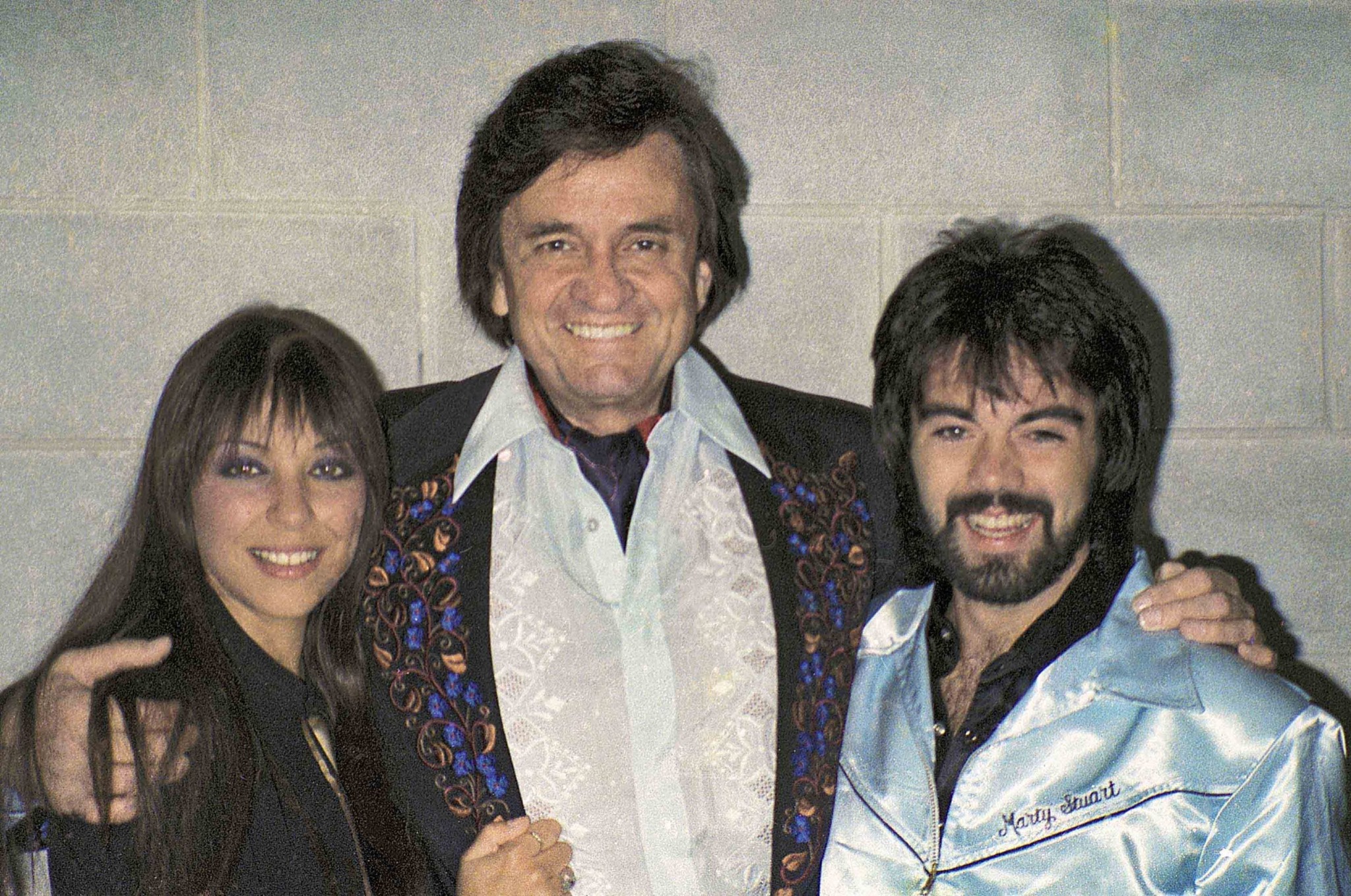 Johnny - Cindy Cash, Johnny, and Marty Stuart all smiles backstage at ...