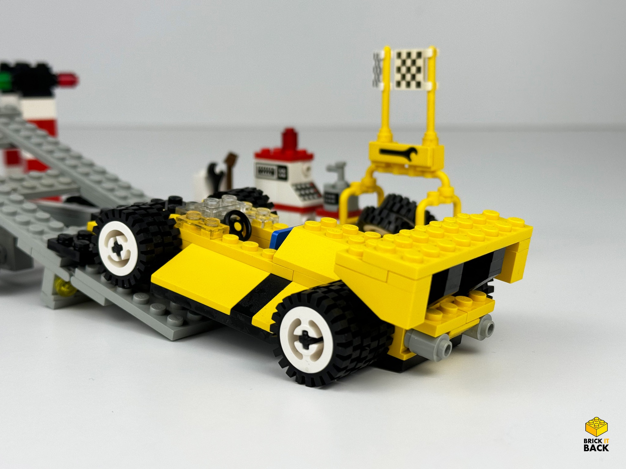 Lego basic set 715 with 395 pieces from 1990