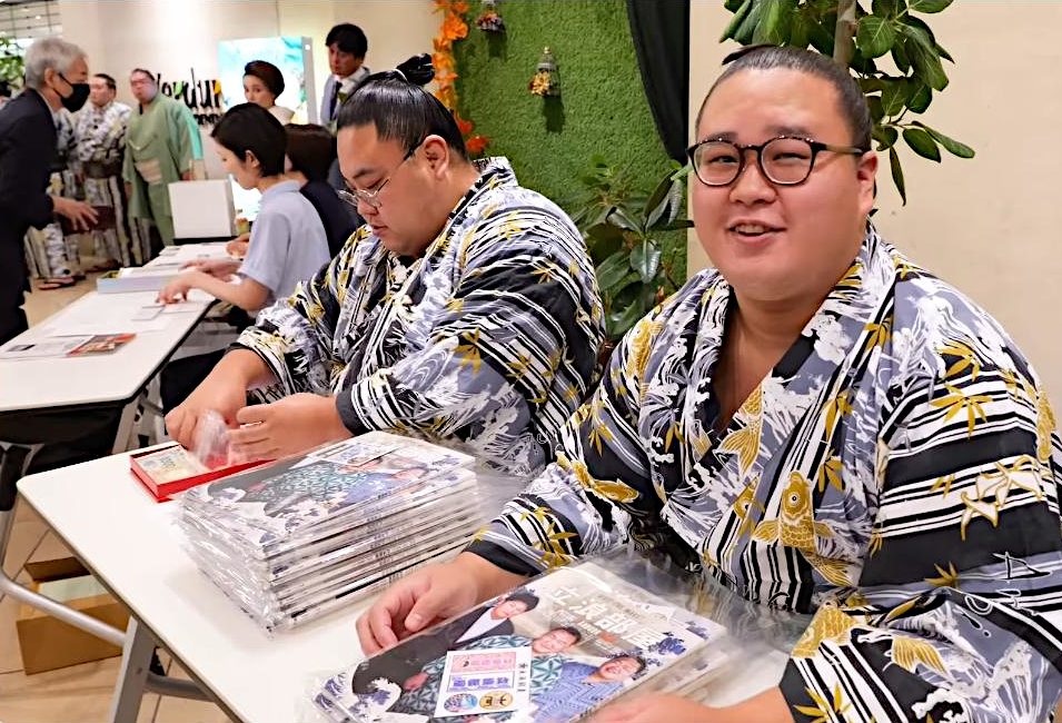 千代の富士の浴衣もらっちゃった #横綱 #大相撲 #千代の富士 #sumo