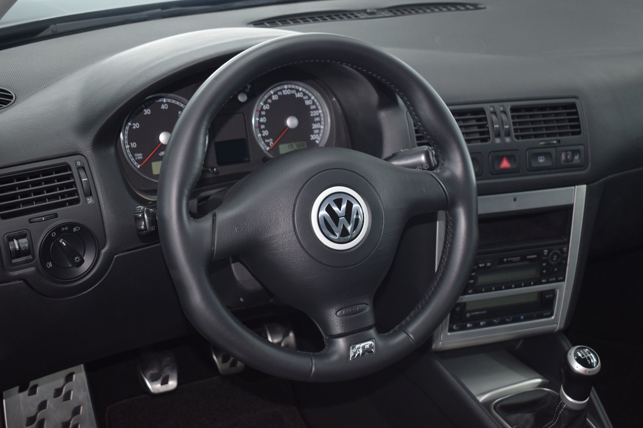 Transformation Vw Golf R32 🚘🤩... - Stipt Polish Point | Facebook