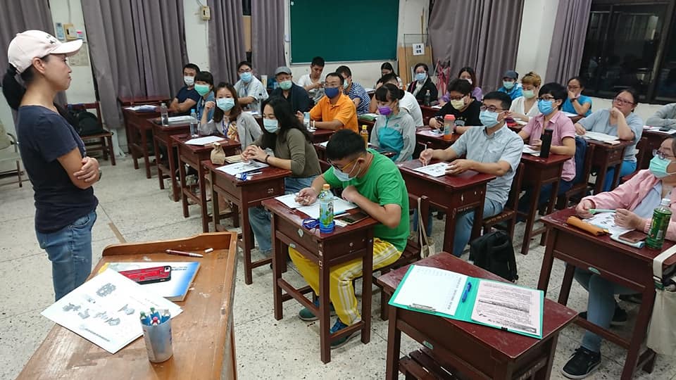 蒙藏文化館 - 🤡鈴、鈴、鈴，進教室囉！ 🙌10/14晚間7點，大安社大「回鶻式蒙古文」一樣爆滿開課，一位難求。...