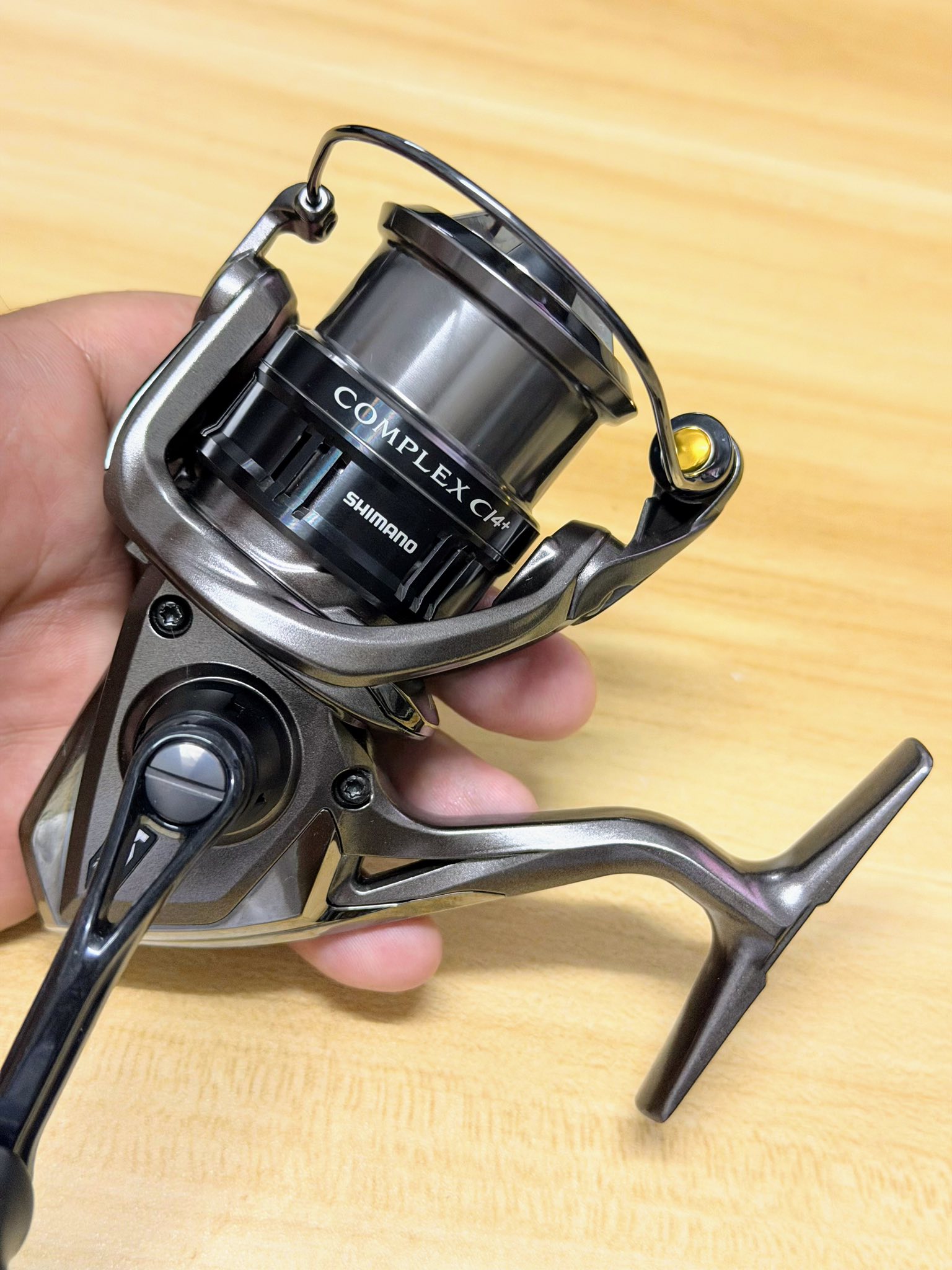 Shimano Complex Ci4 C2500S F4 fishing reel
