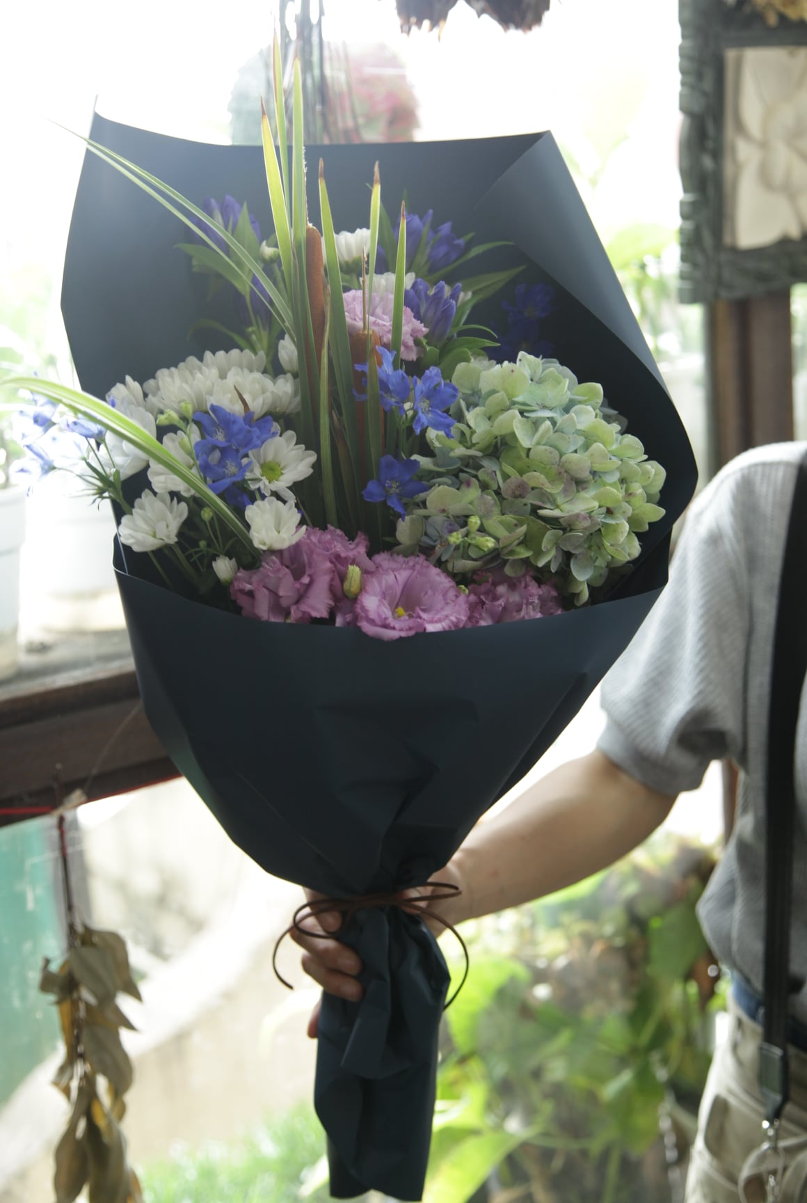 花空間アーシャ 1 大牟田イオンモール 開店祝スタンド ２ 送別用代女性 花束 6600 Facebook