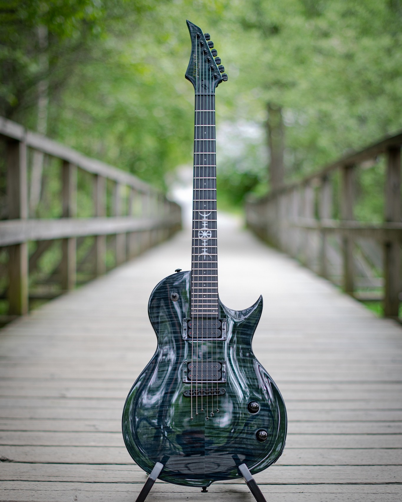 GC1.6 KILLERTONE www.solar-guitars.com