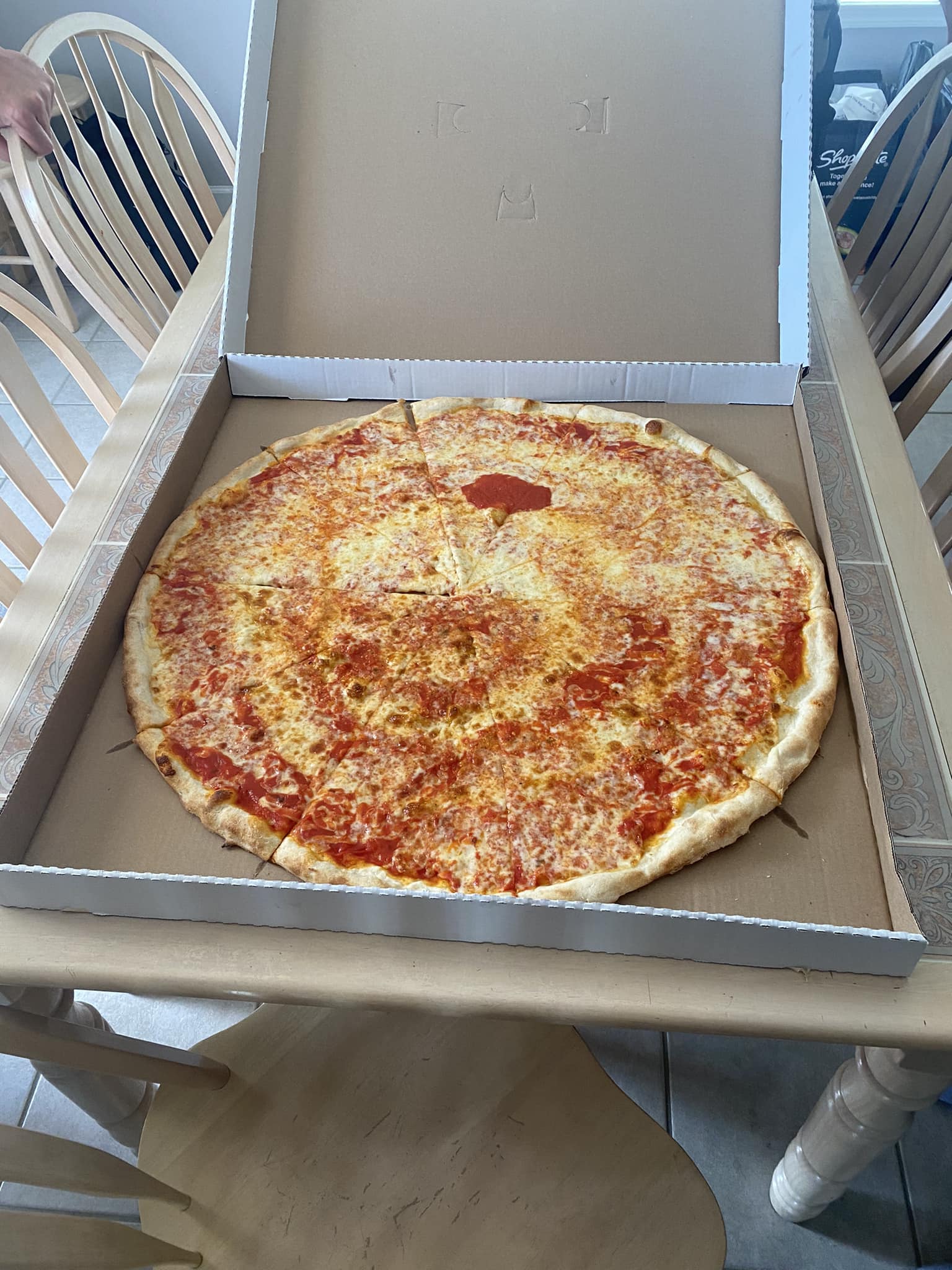 Joe's Pizzeria in Wildwood serves great pizza