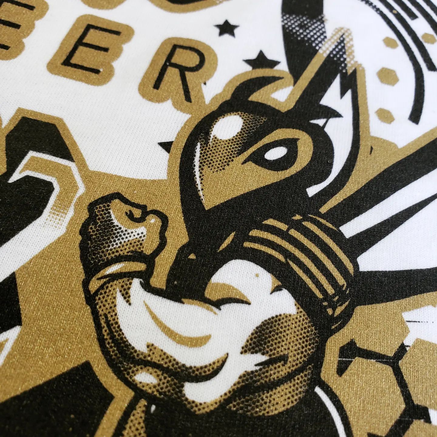 FSP Designs - Fly like a 🦋 Sting like a 🐝 It's time we...