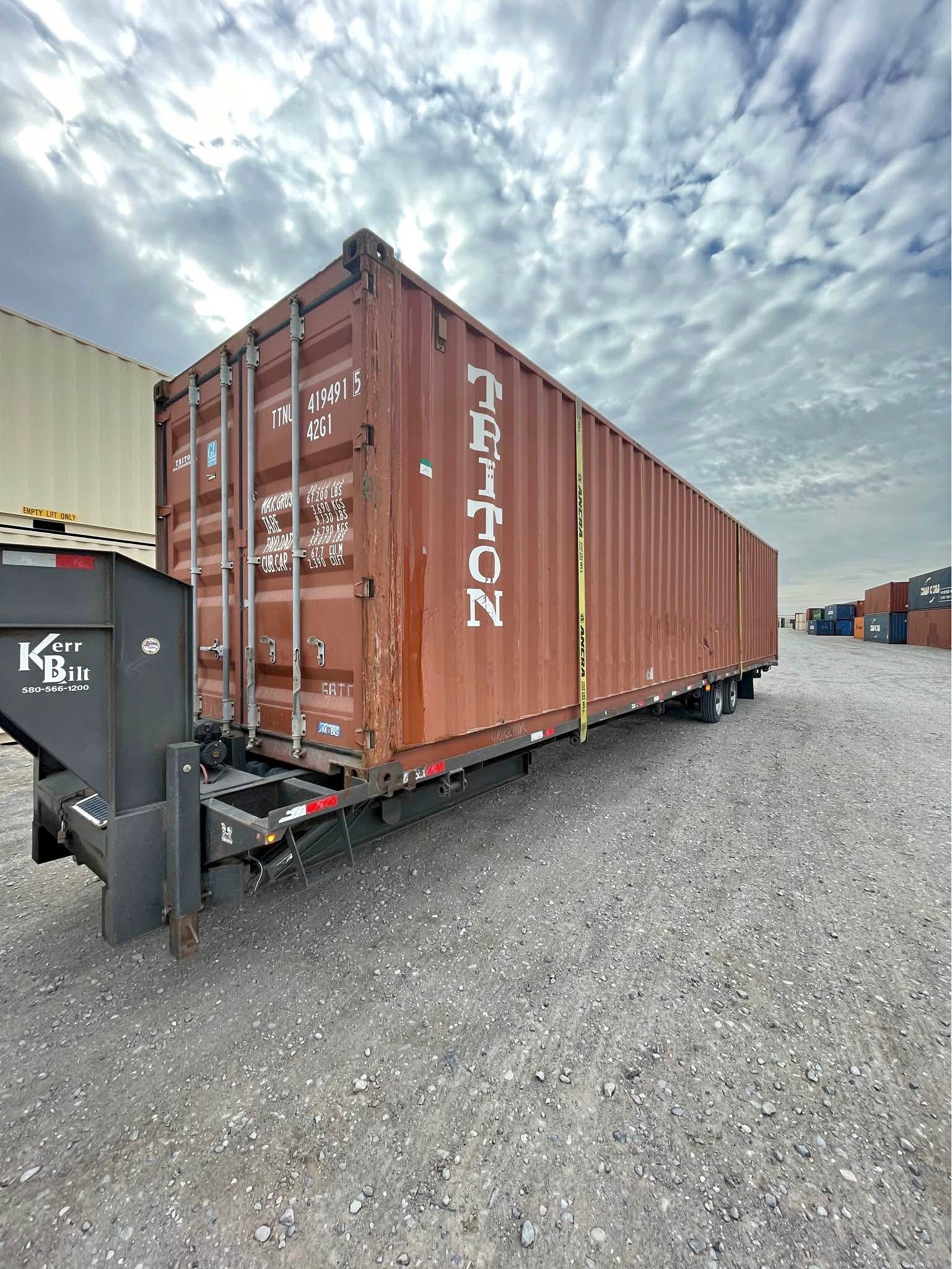Nice 40’ container shipping storage located in Timberon $200 delivery ...