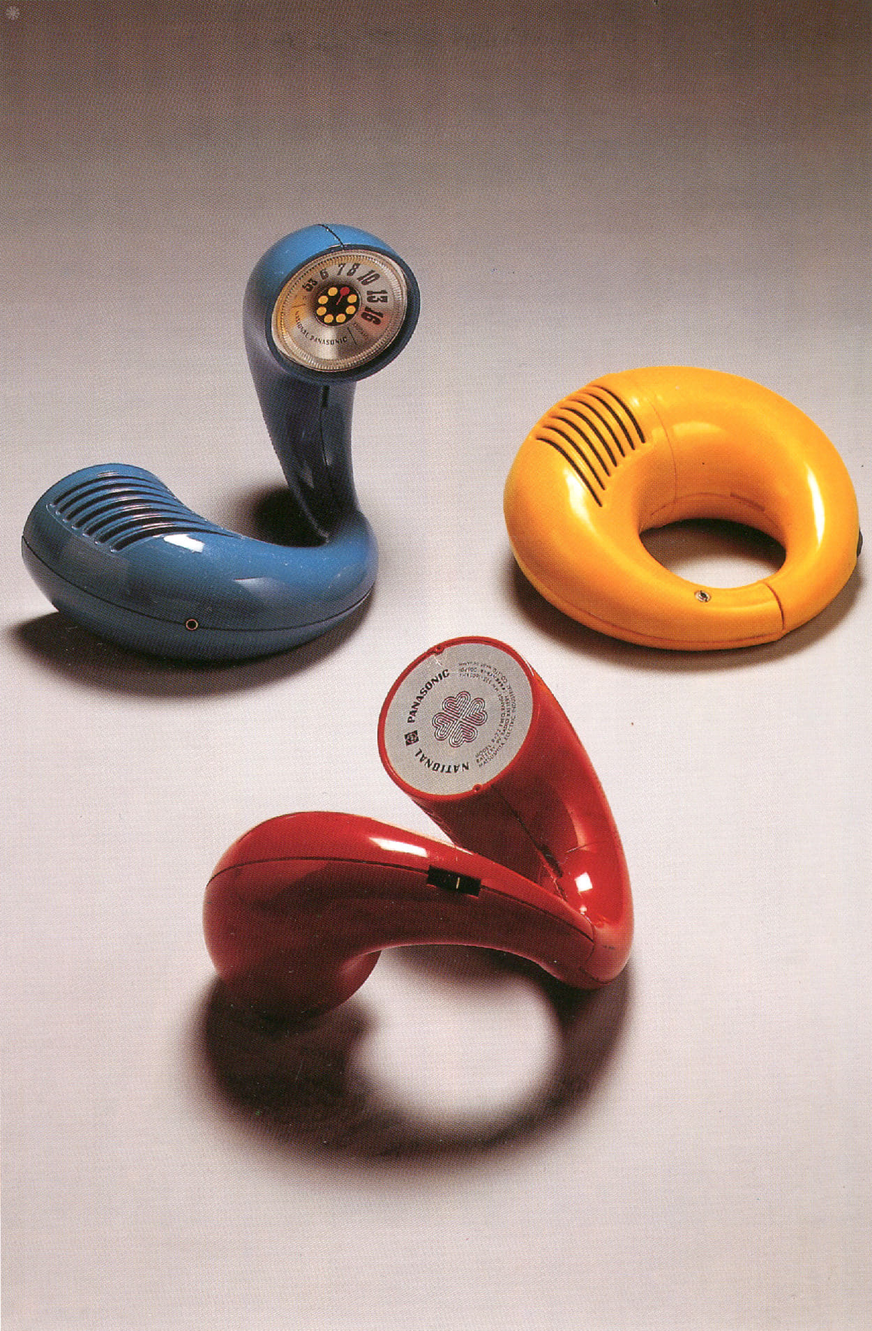 Panasonic Radio (Model R-72) Toot-A-Loop 1970