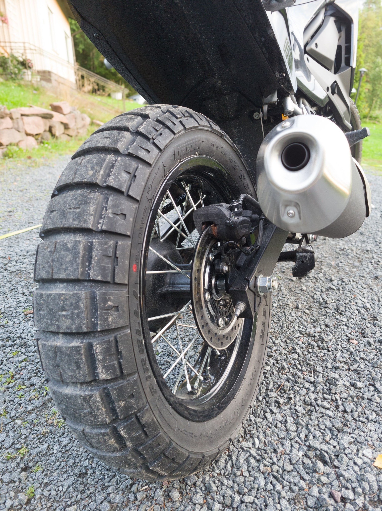 Pirelli Scorpion Rally STR tire review: noisy on asphalt?