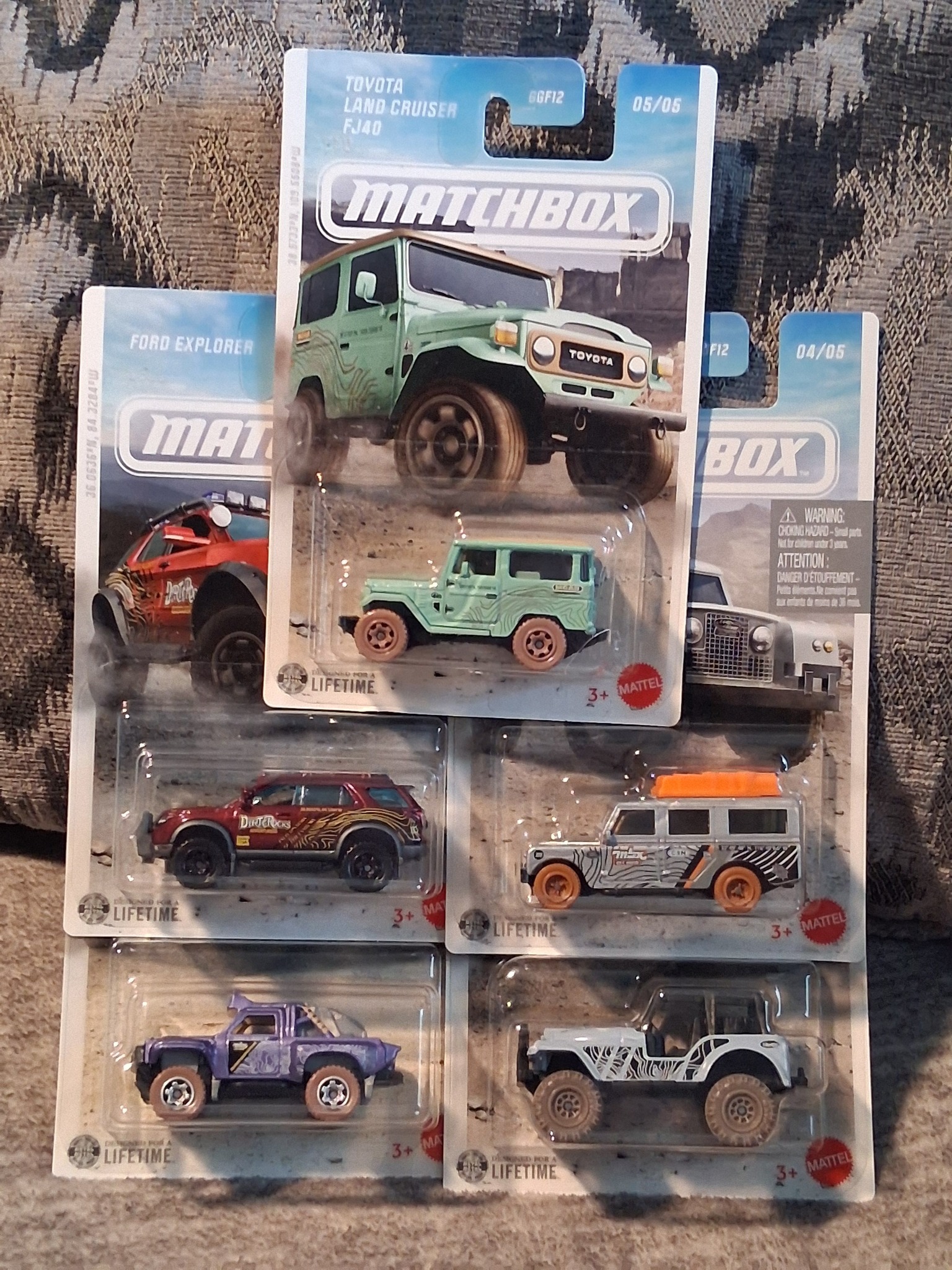 Got the 5th one today for the set TOVOTA LAND CRUISER FJ40 6GF12