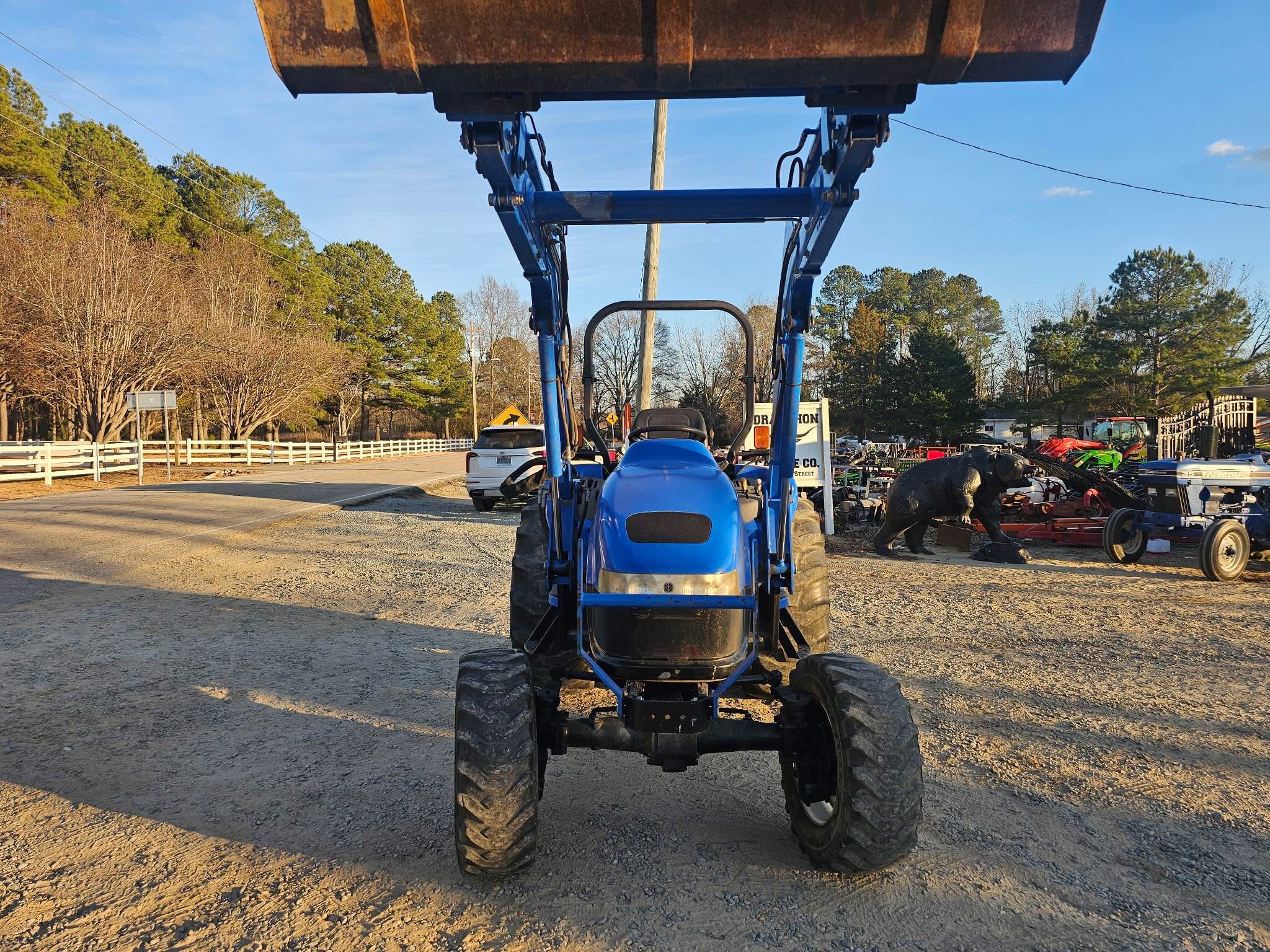 New Holland TC45d. 4x4 hst. - Commercial Vehicles - Falcon, North ...
