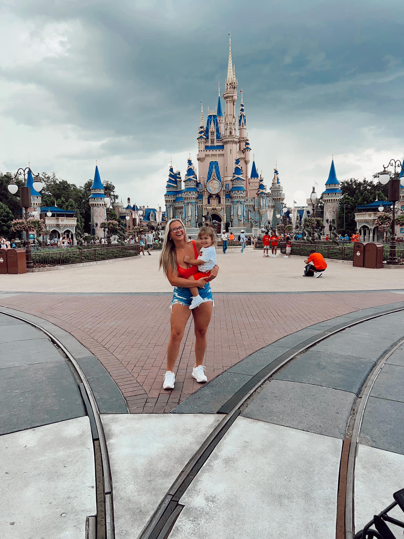 Riley Nipper Riley Nipper updated her cover photo.