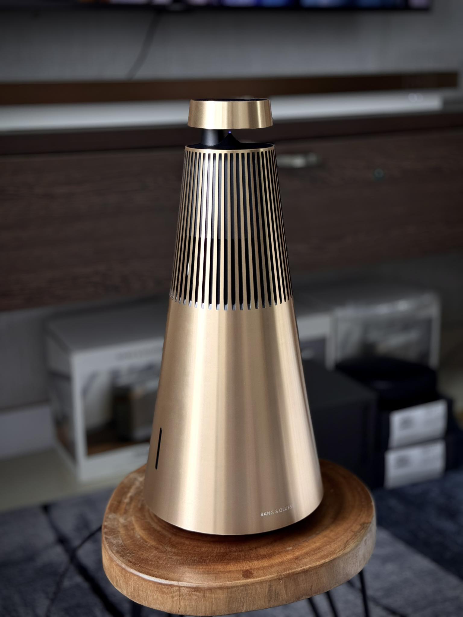 Bang & Olufsen Beosound 2 gen2 Gold Tone • Zin xịn nguyên bản 