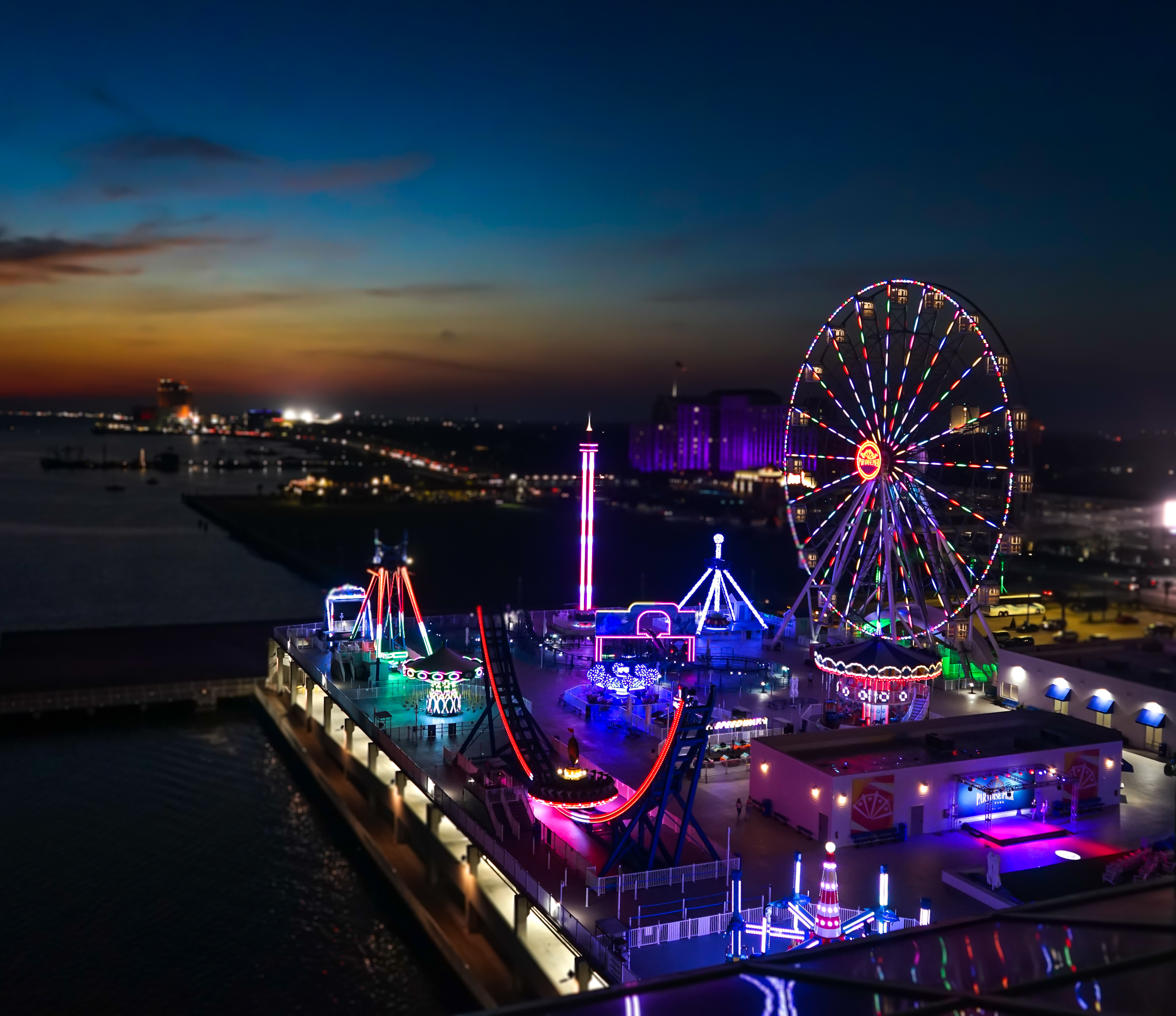 Are you ready for the ultimate thrill-seeking experience? Paradise 