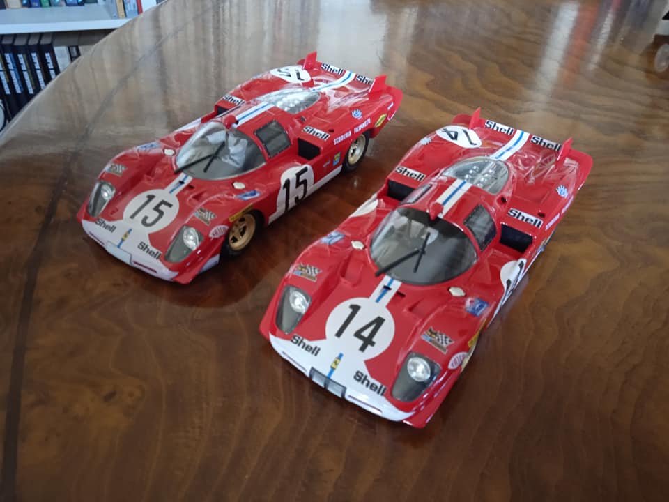SLOTBOOK | Coches de con colores de navidad: rojo y blanco, los de papá ...