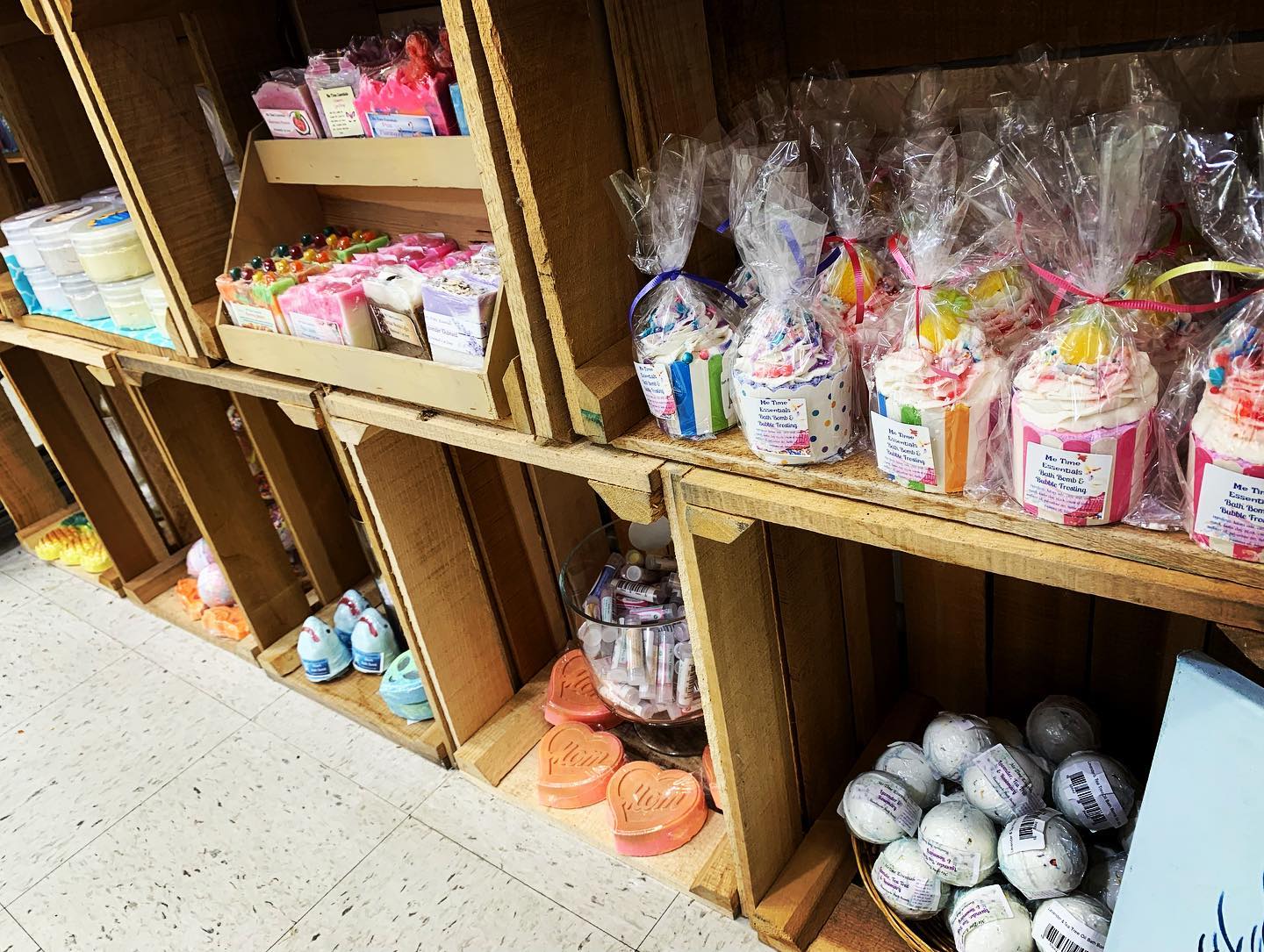 ME TIME Essentials Soap & Bath Bombs | Concord IL