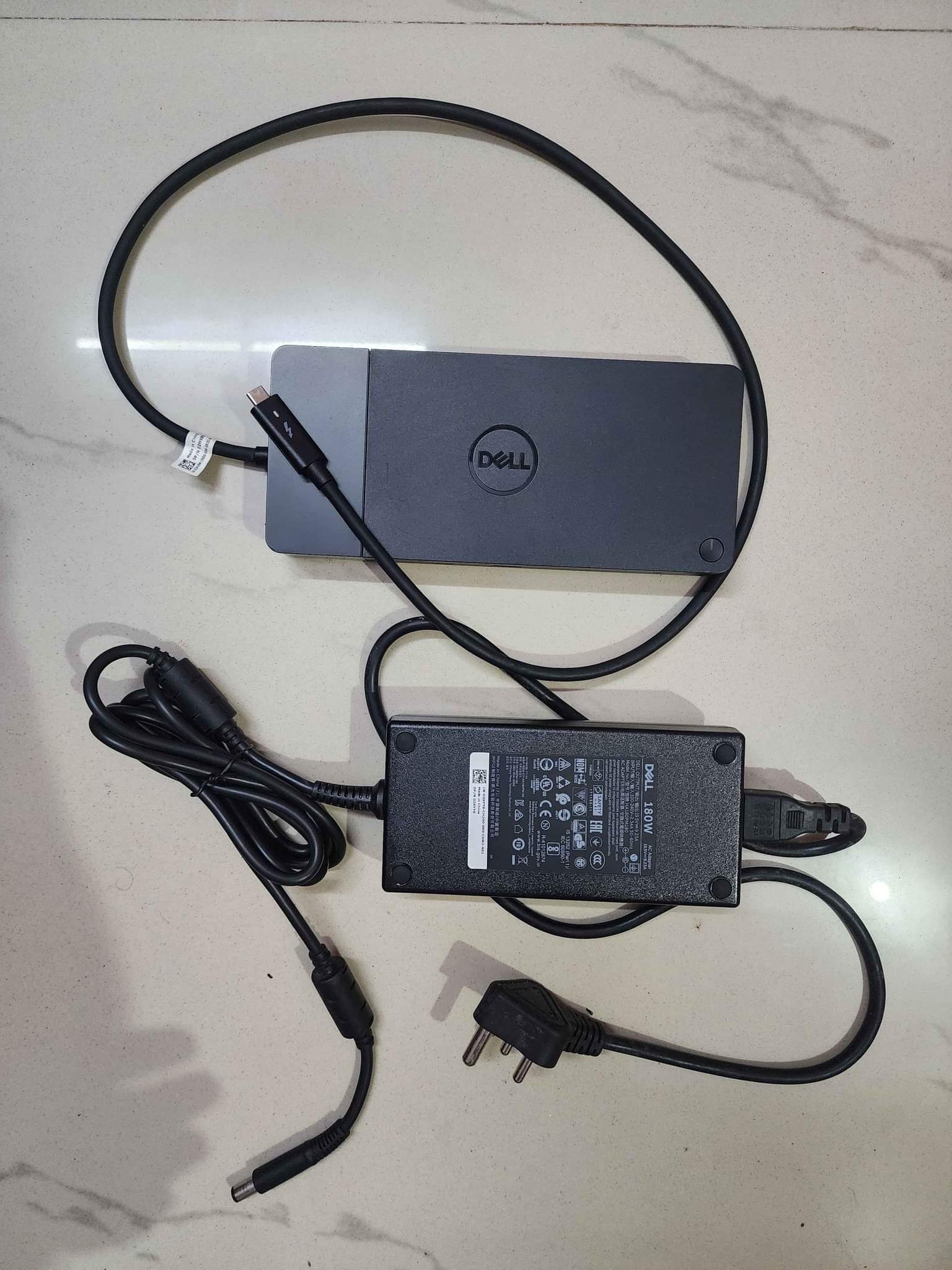 docking station dell wd15 second hand si noi de vanzare • Anunturi